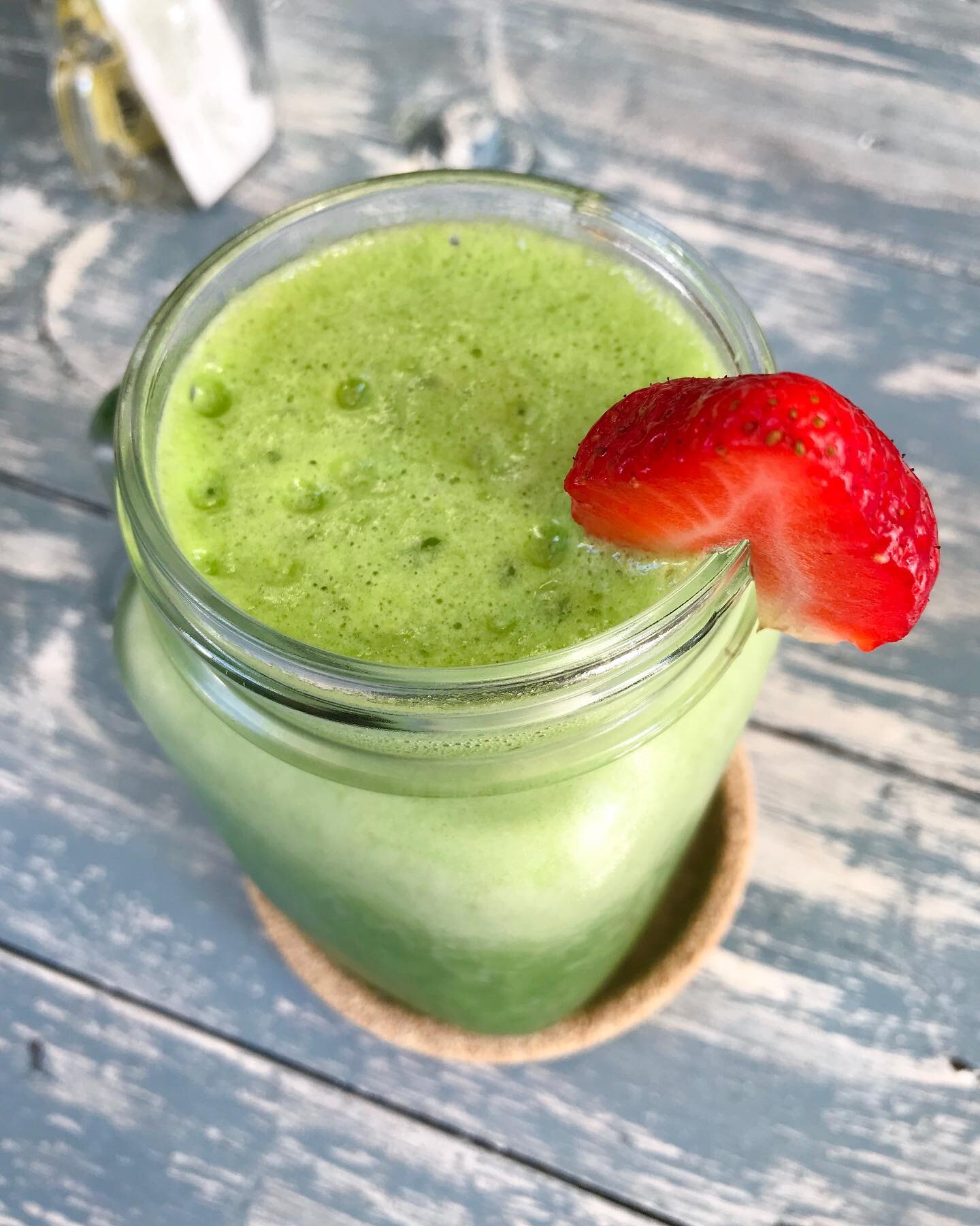 &ldquo;Shack wacky&rdquo;, a.k.a cabin fever, a term used to describe someone who is restless from staying indoors or in one location for a long period of time. 🙋&zwj;♀️

If you can relate, remain calm. And drink your greens! 

#slowliving #roadless