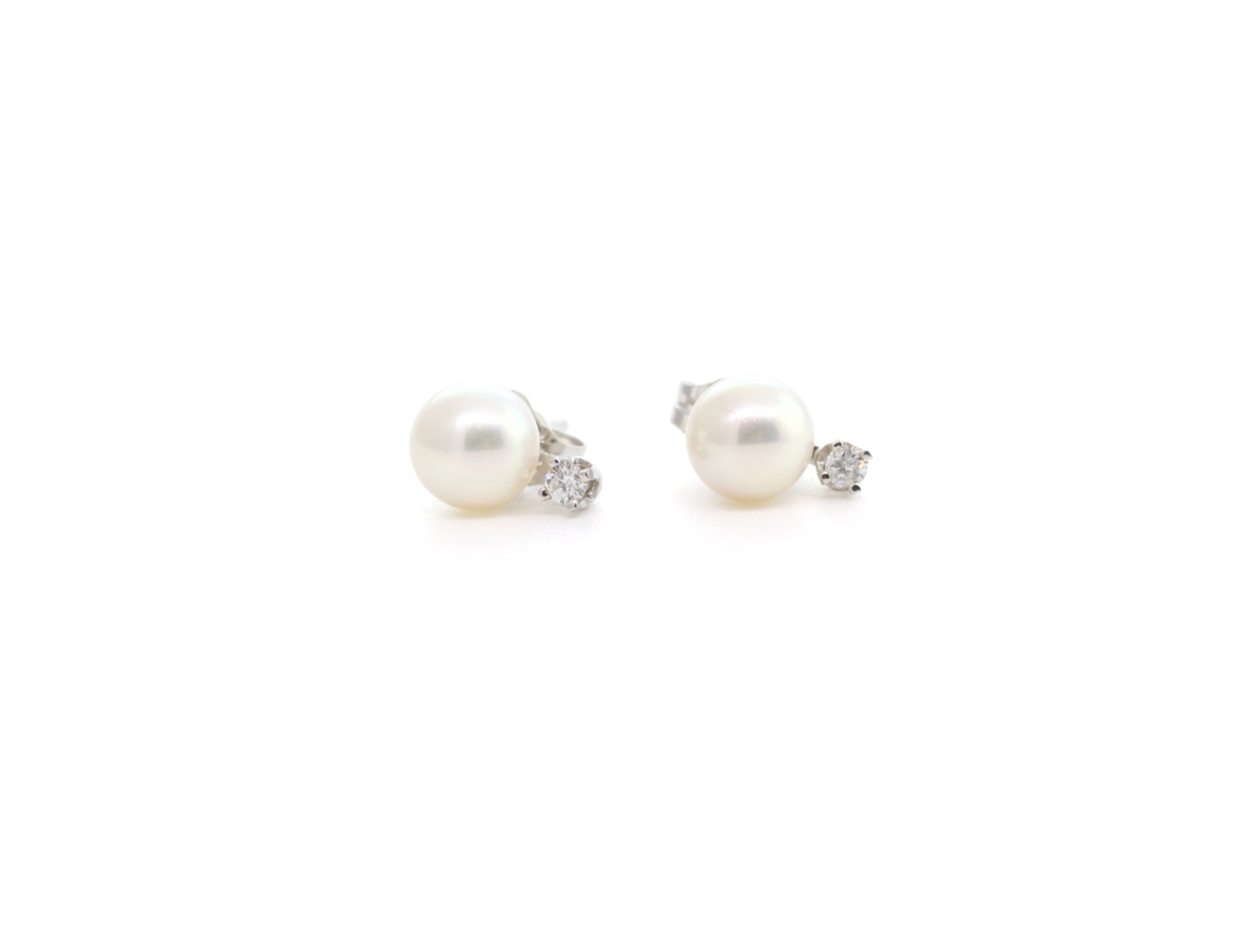 Pearl+w%3A+diamond+earrings+II.jpg