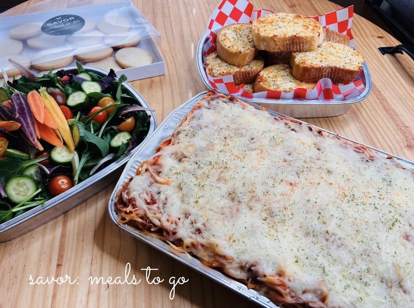 Family Meal Deal-Million Dollar Spaghetti Meal (Feeds 4)