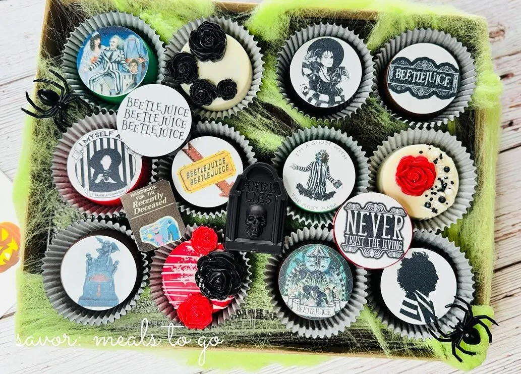 BEETLEJUICE-BEETLEJUICE-BEETLEJUICE, Chocolate Dipped Oreos //HALLOWEEN 2026/Thriller Night