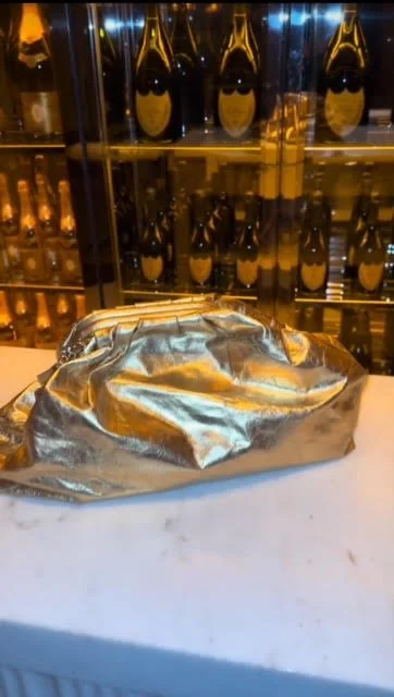 IT GIRL OVERSIZED CLUTCH