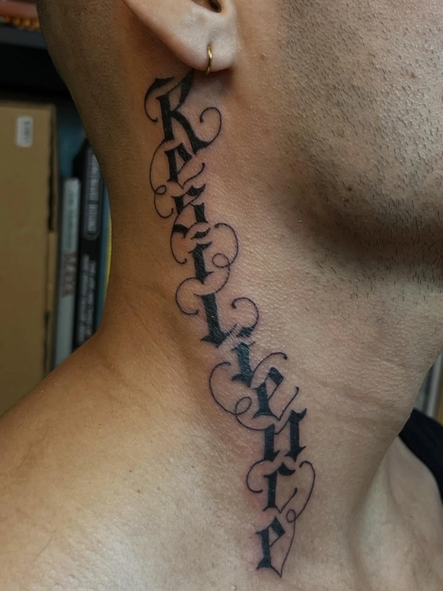 Letters by @rogeliortiztattoo ✍️🎼

Cherubs Tattoo
1601 Guadalupe St.
San Antonio, TX
78207

#sanantoniomissions #westsidesanantonio #guadalupest #sanantoniotattooartist #sanantoniotattooshop