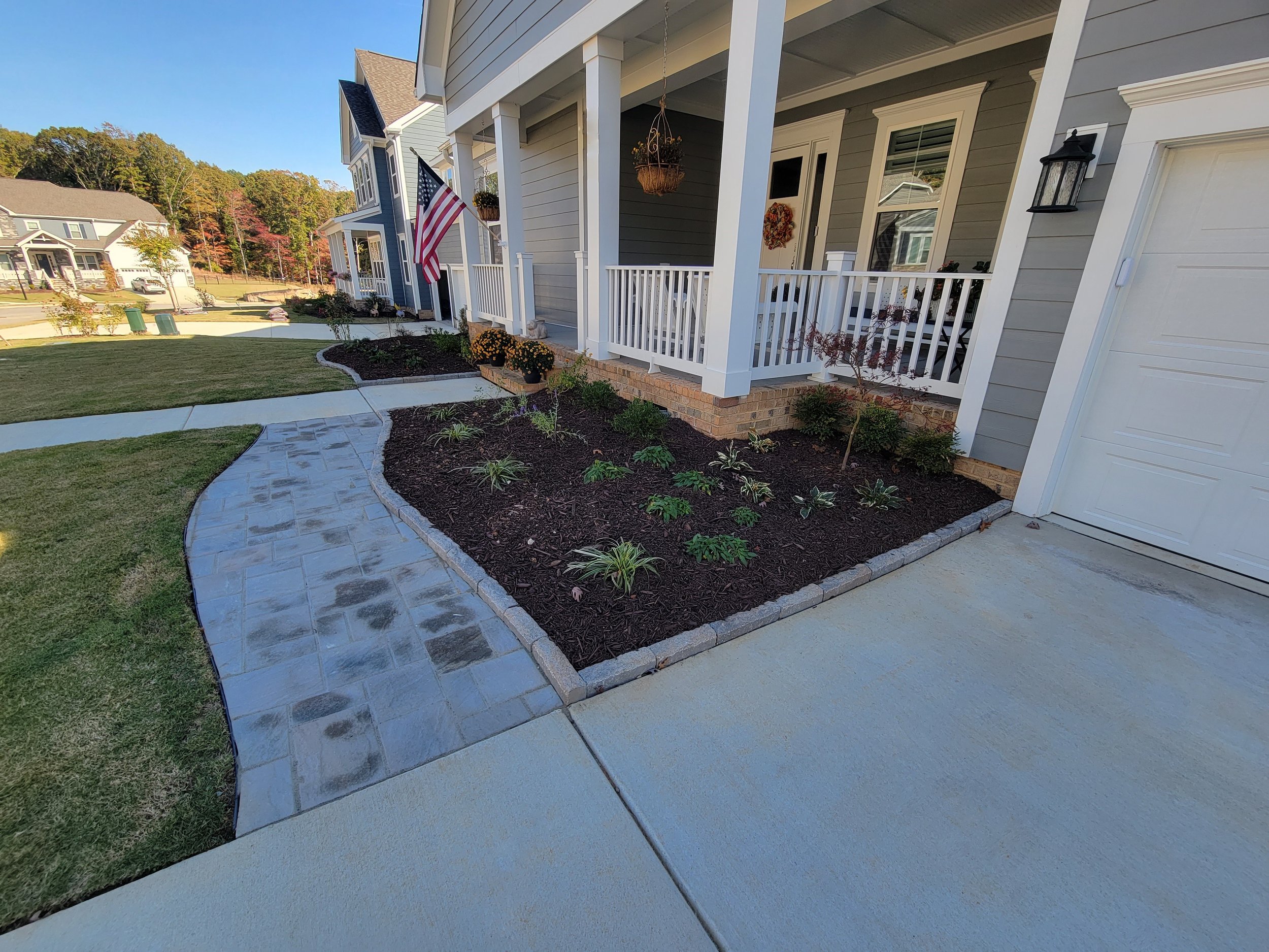 Hardscaping Softscaping Paver Walkway Mulch Garden Bed.jpg