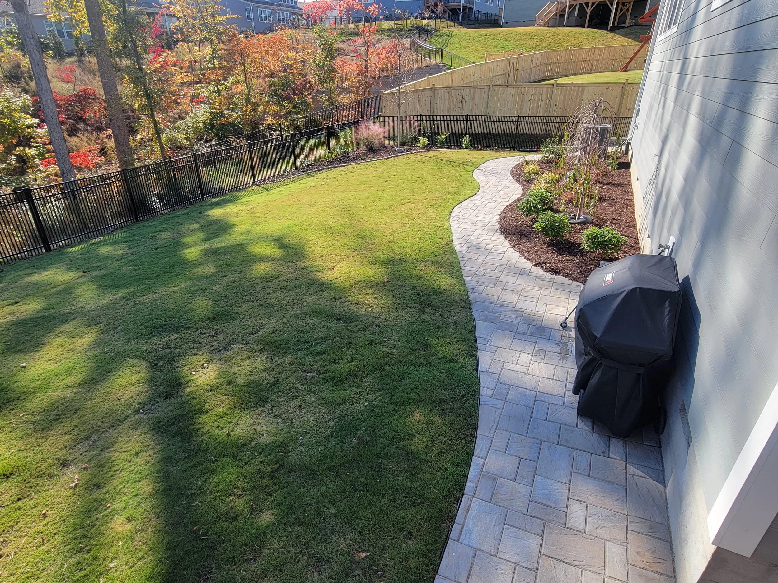 Hardscaping Softscaping Paver Walkway Mulch Garden Bed.jpg