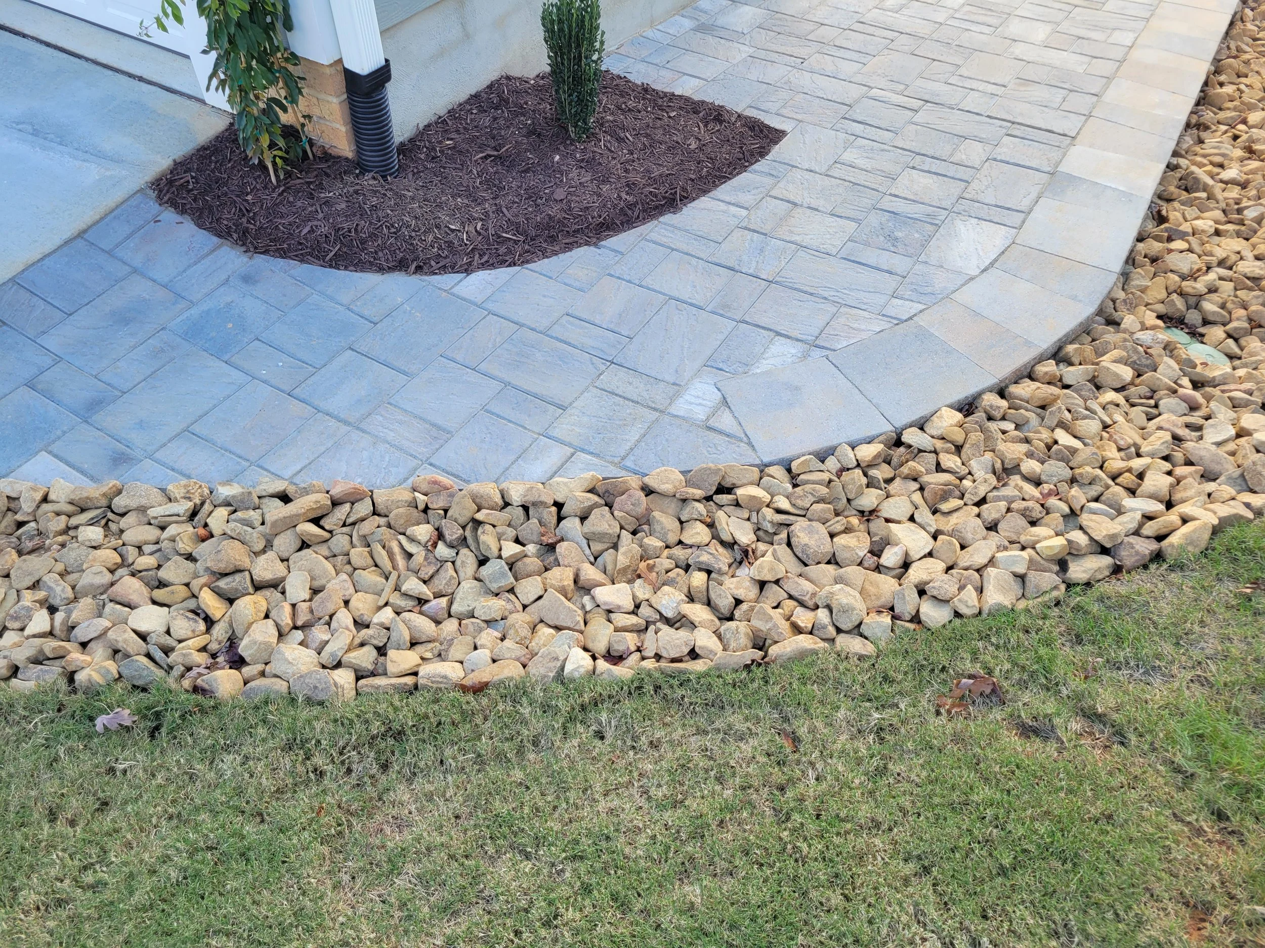 Hardscaping Landscaping Paver Walkway Rockery.jpg