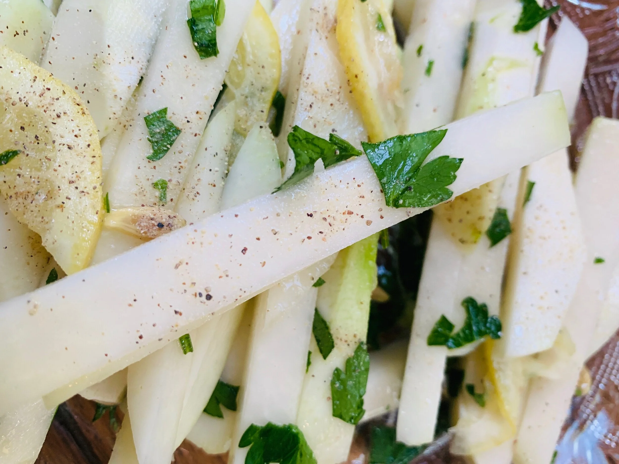 Moroccan kohlrabi salad