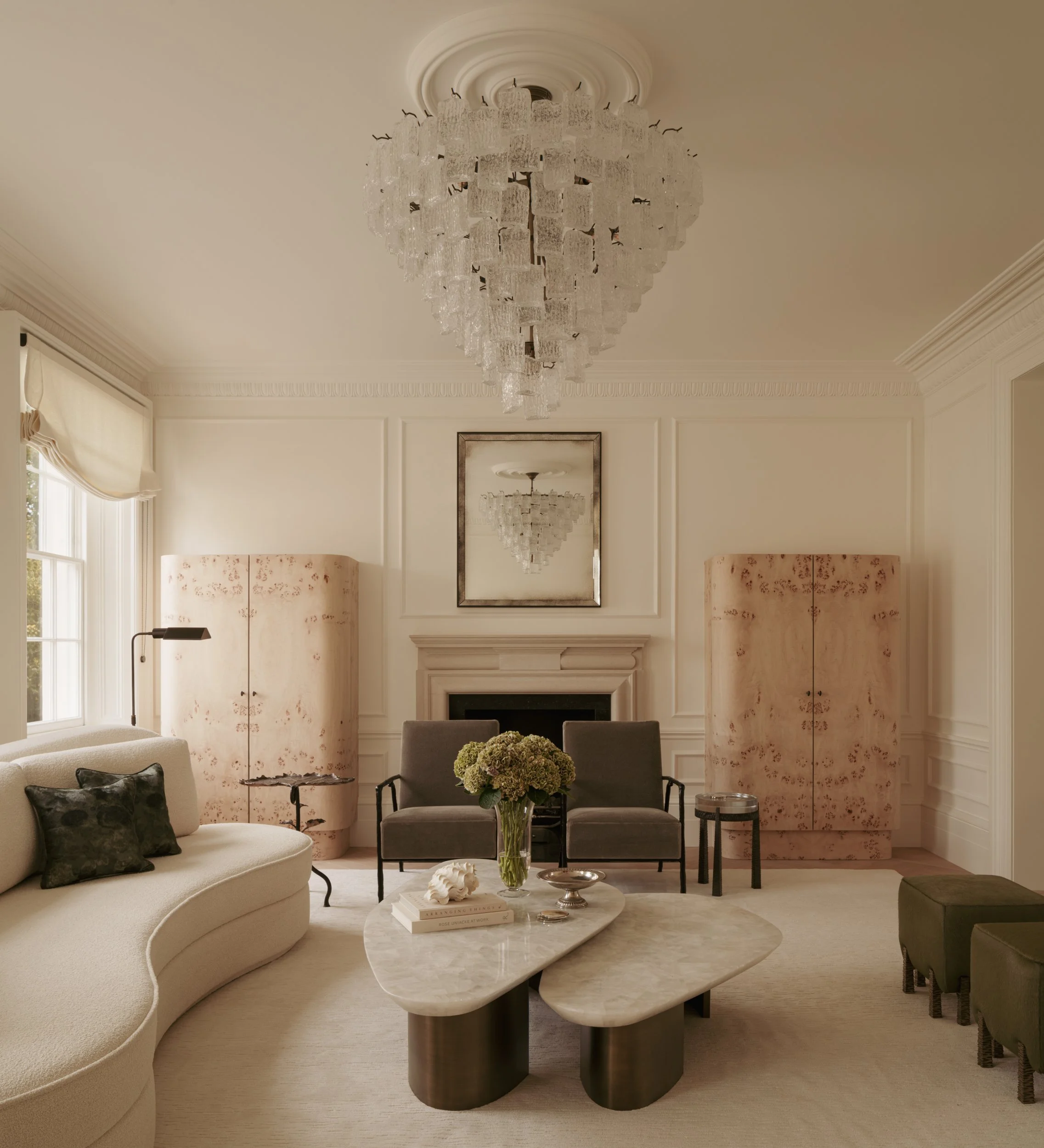 Covet_Noir_101_Eaton_Place_LR_16.jpg