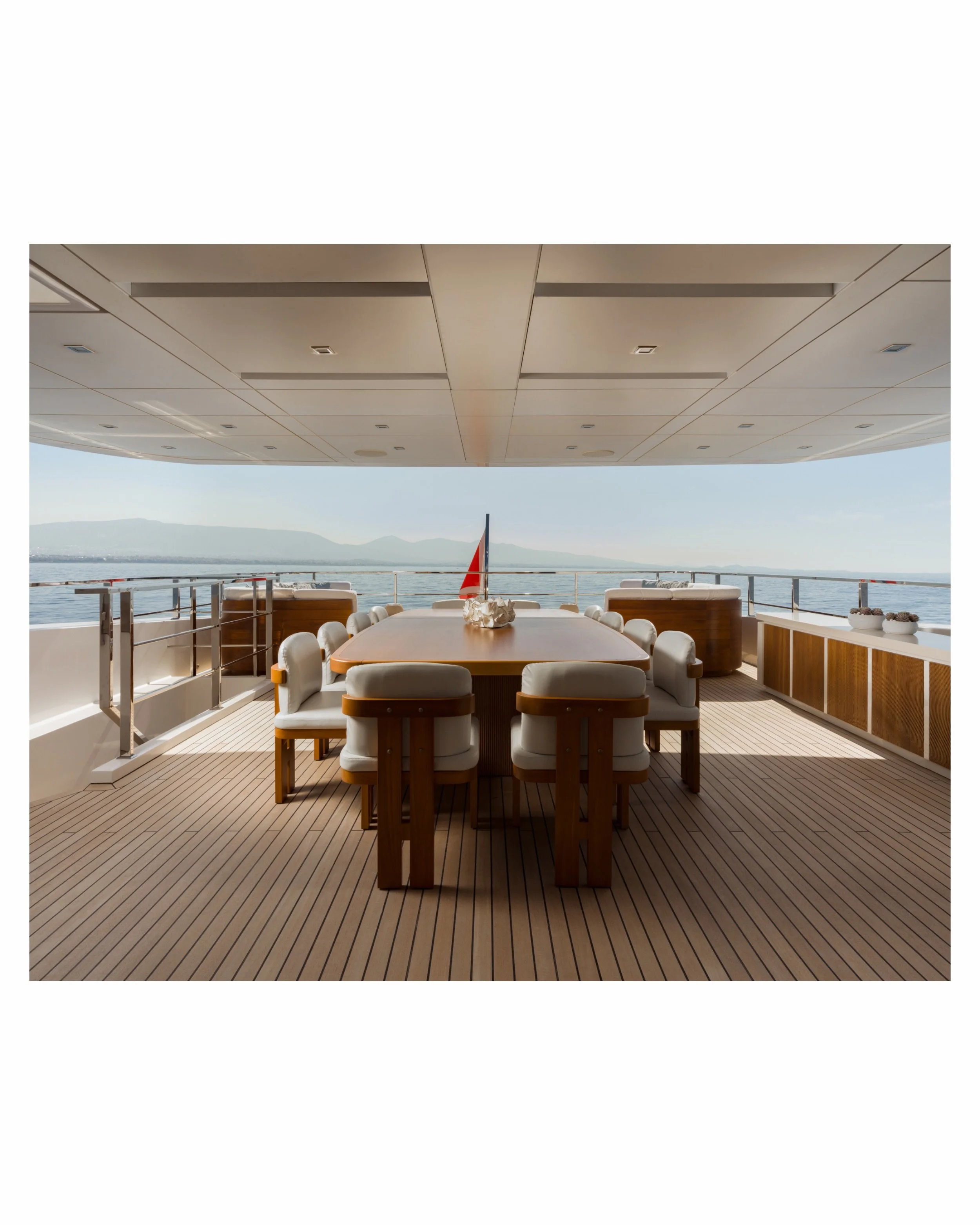 Life outdoors aboard Axios. Open decks, soft textures, endless horizons, and a constant connection to the sea, all shaped through a calm and refined design language. 🪽

One of the most enjoyable parts of this shoot was working outside in the fresh s