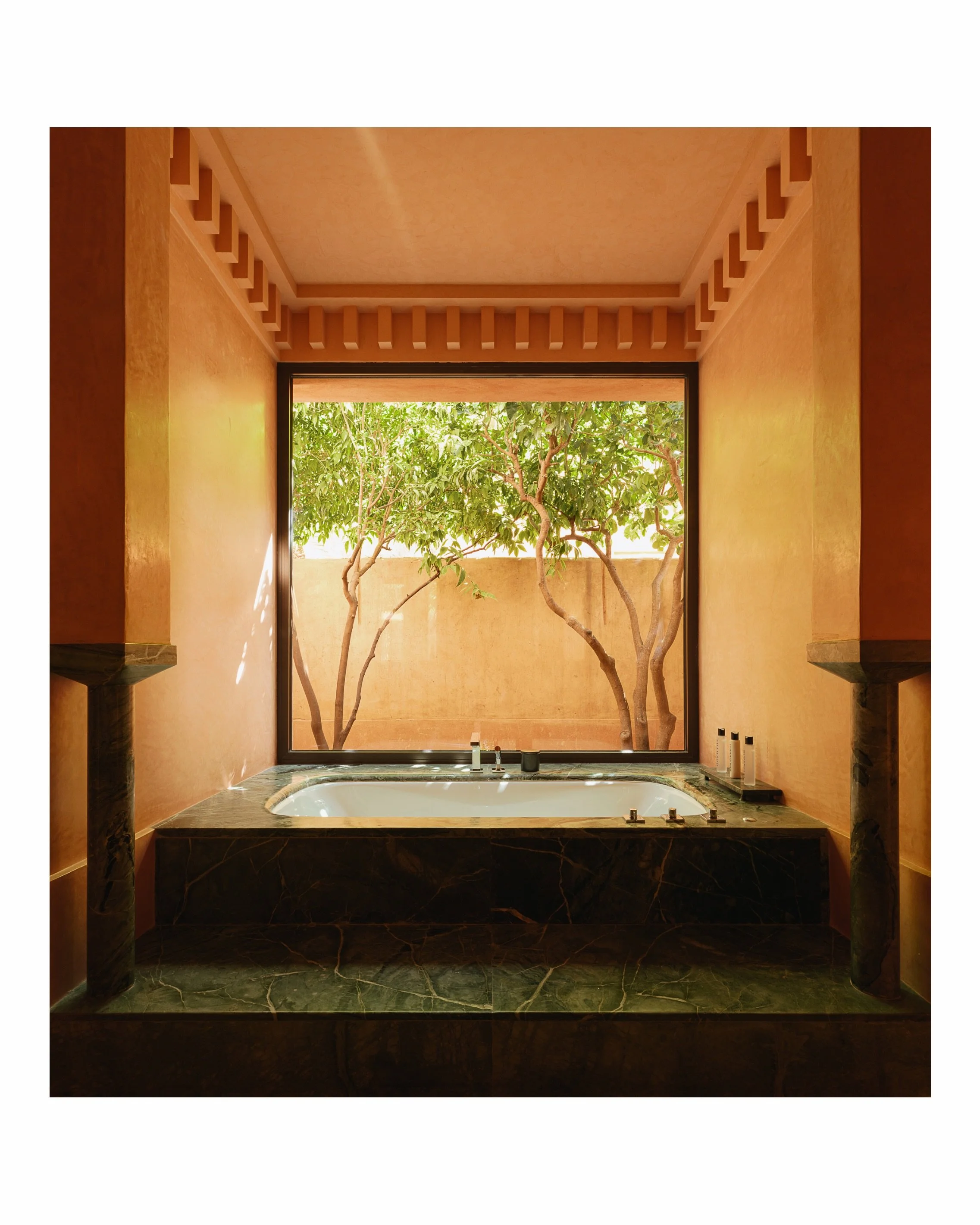 Light is the final architect.

Throughout the day, the same spaces are constantly reshaped by shifting shadows, warm reflections and the soft glow of the Moroccan sun.

Amanjena is as much about atmosphere as it is about architecture.

Resort | @aman