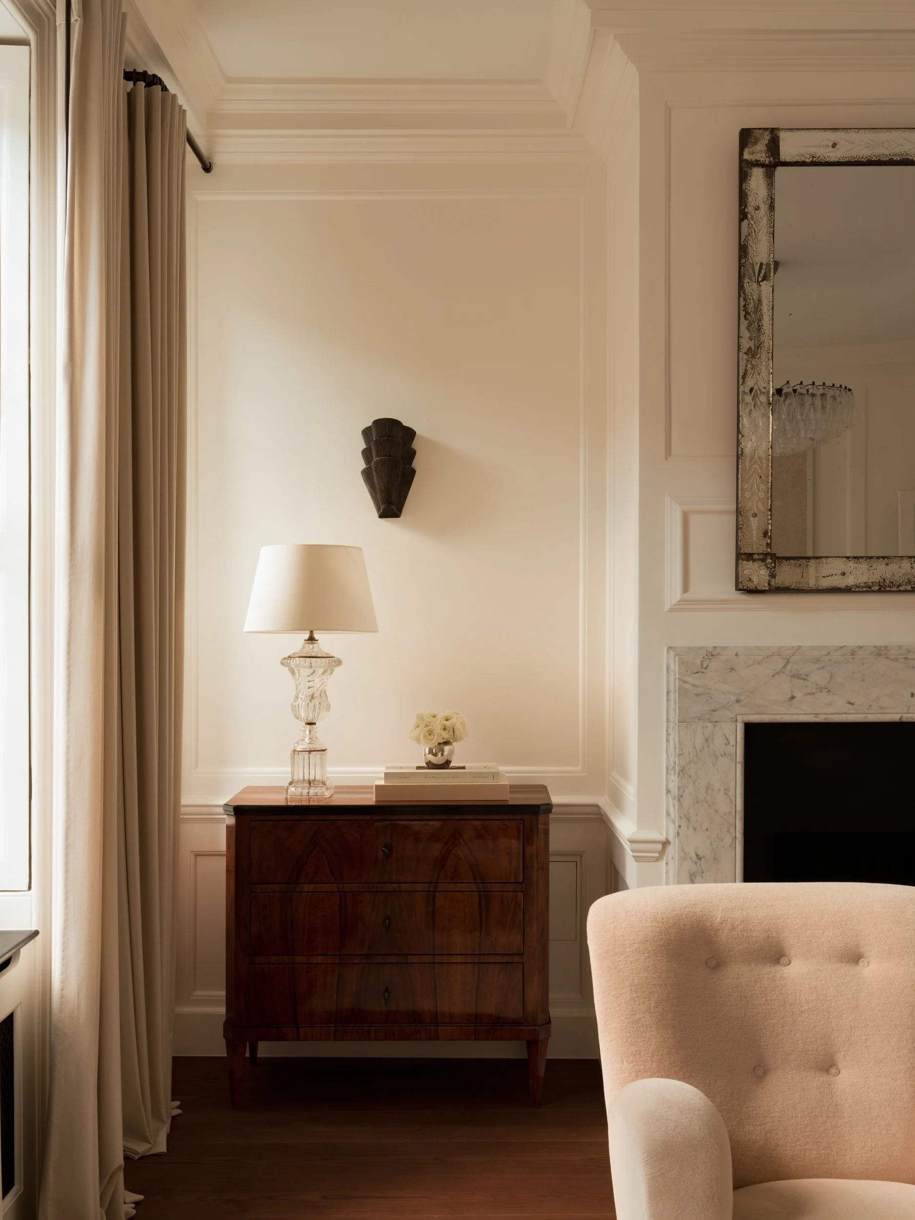 Covet_Noir_Cheyne_Row_LR_34.jpg