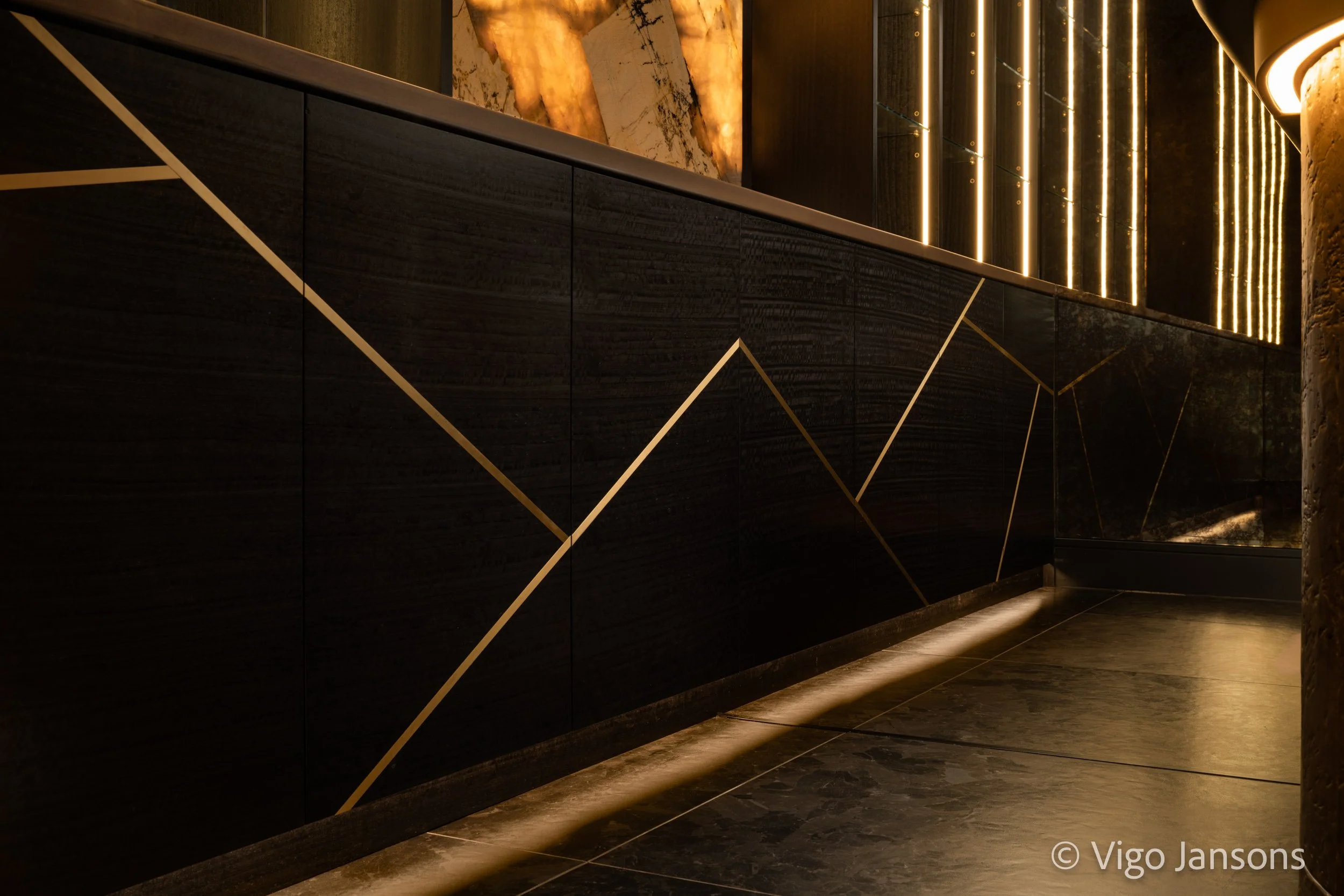 MND_Lux_Bar_09.jpg
