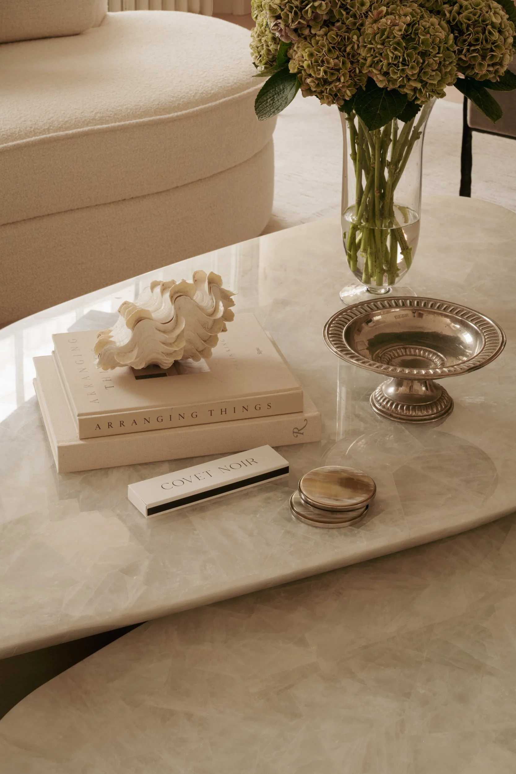 Covet_Noir_101_Eaton_Place_LR_25.jpg
