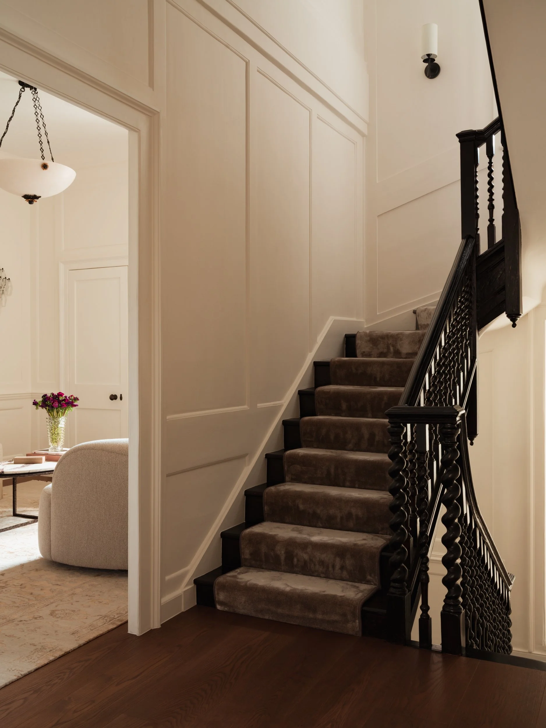 Covet_Noir_Cheyne_Row_LR_04.jpg