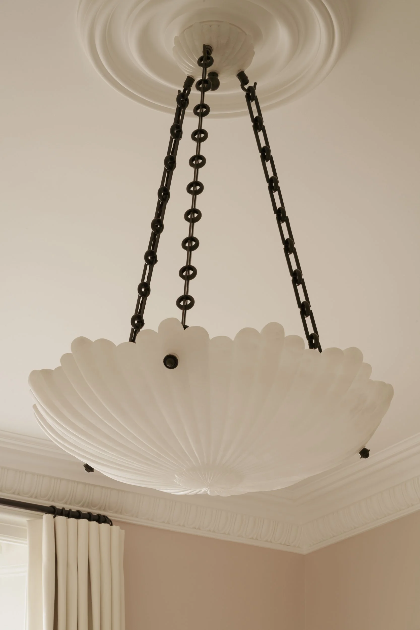 Covet_Noir_101_Eaton_Place_LR_07.jpg