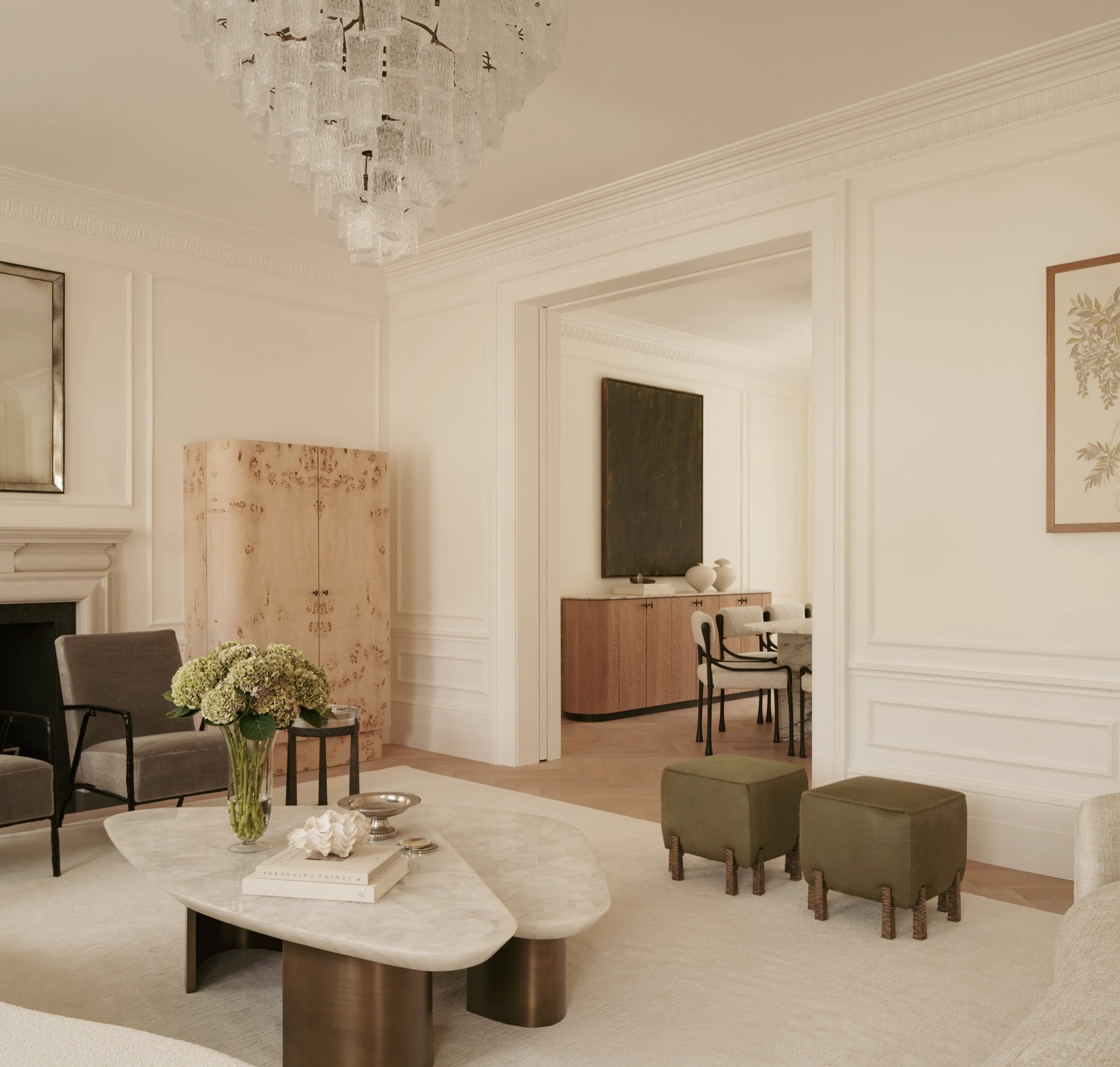 Covet_Noir_101_Eaton_Place_LR_18.jpg