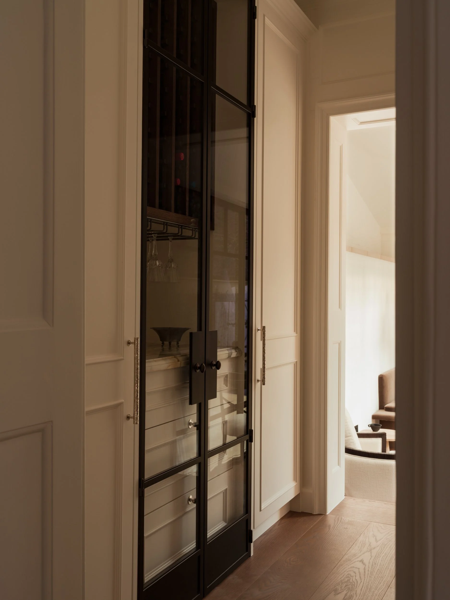 Covet_Noir_Cheyne_Row_LR_08.jpg
