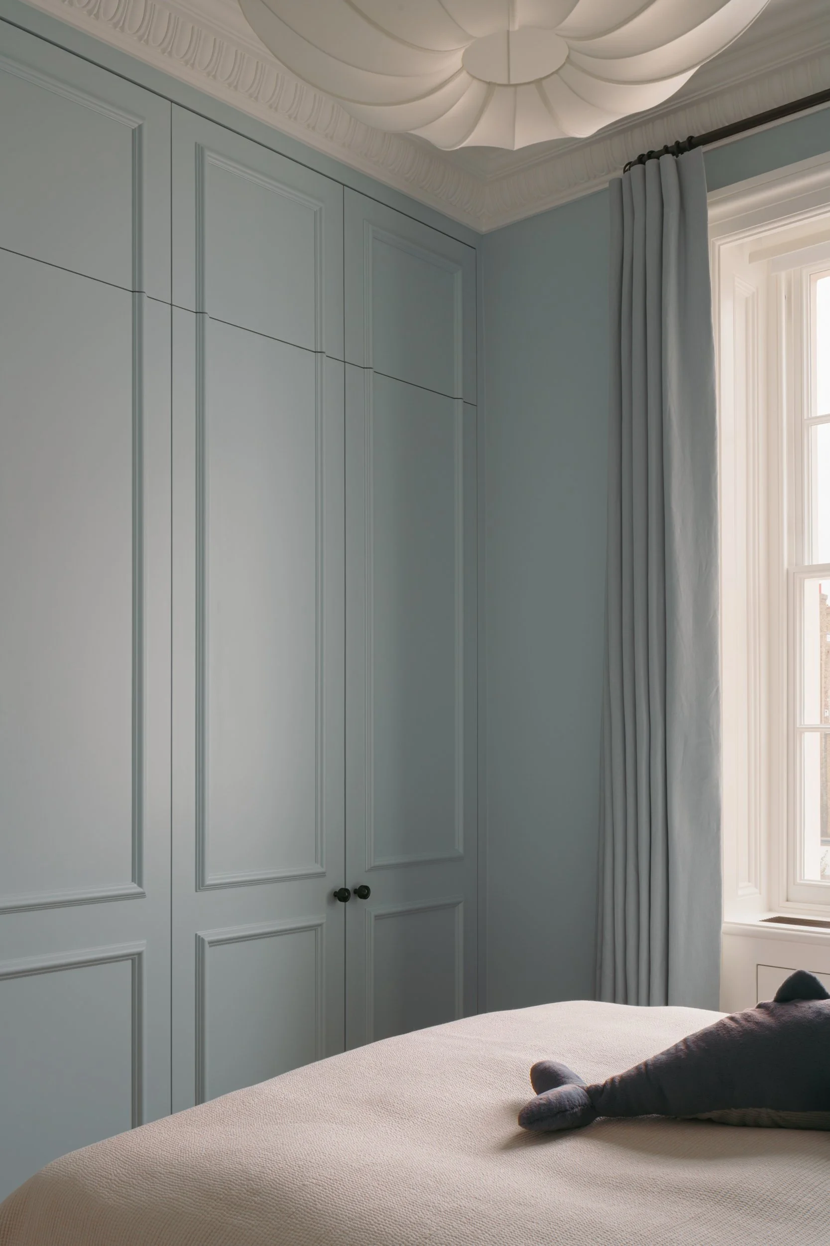 Covet_Noir_101_Eaton_Place_LR_43.jpg