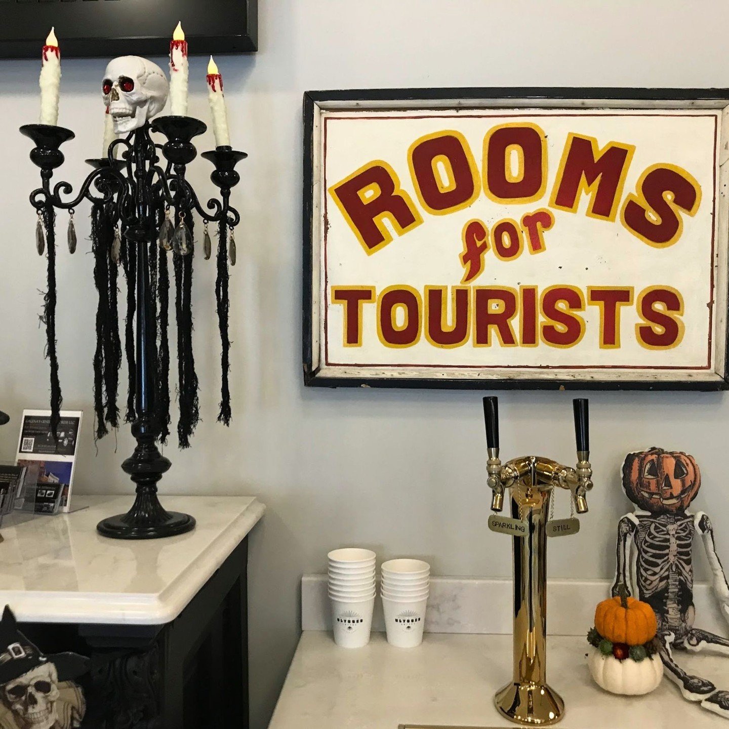 Wishing you all a very safe and 👻 SPOOKtacular 👻 Halloween!
