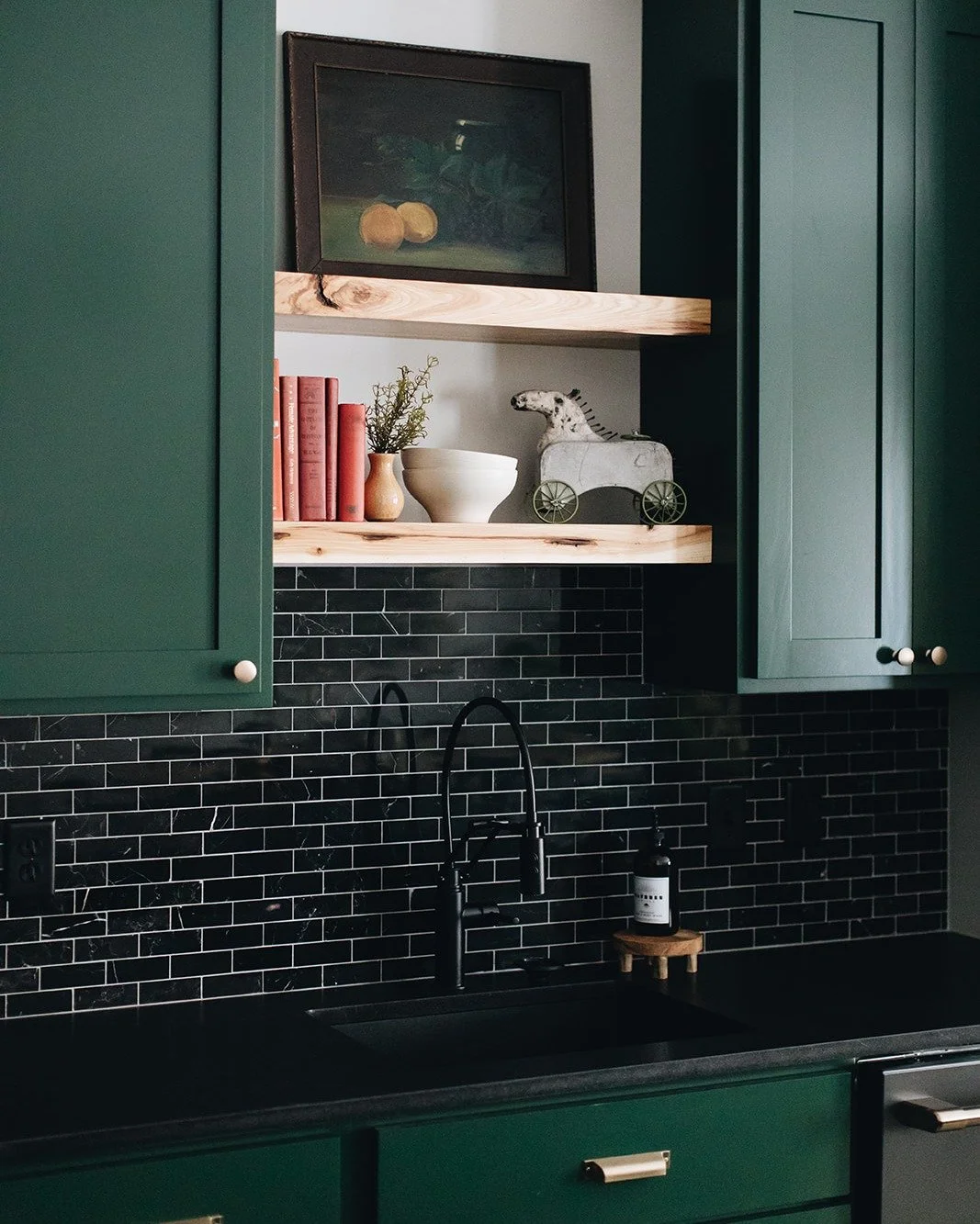 Best place to pregame the St. Patrick's Day Parade in Galena tomorrow! The parade will take over Main Street Saturday 3/14 at 2pm. Don't forget to wear your green and bring your shamrocks as you join in the revelry and celebrate the luck of the Irish