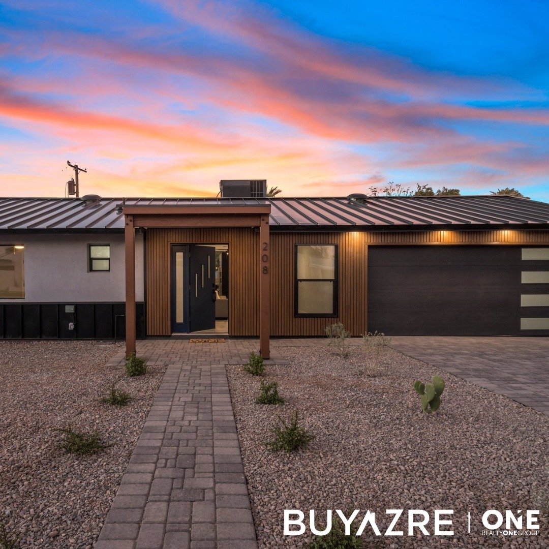 Stunnning, modern, and captivating resdesign by Desteny Homes Design

#modern #phoenix #buyazre