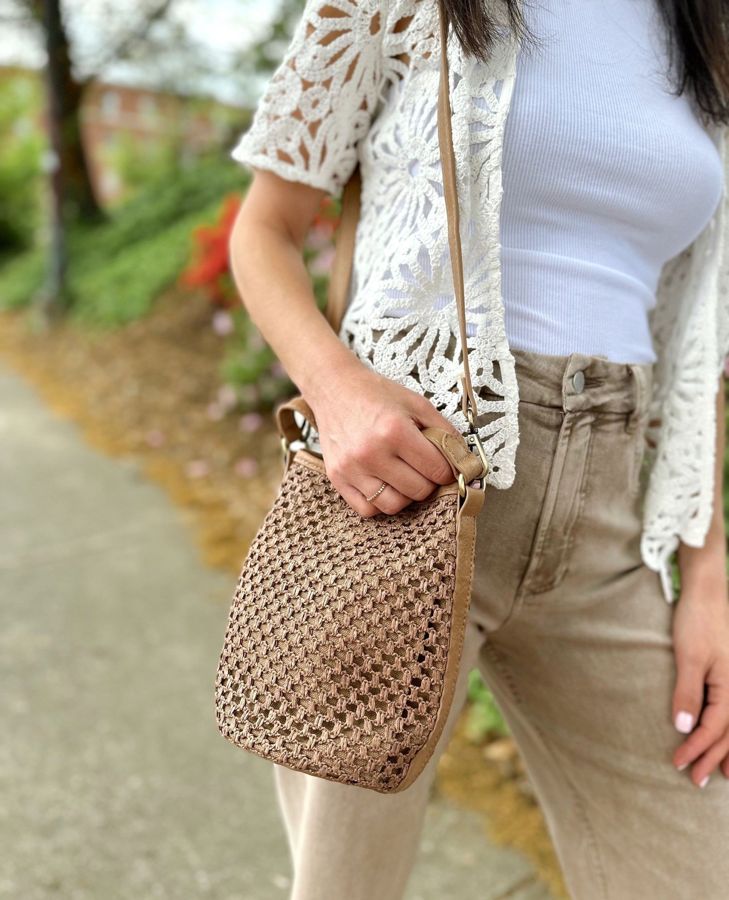 The perfect spring outfit finisher: one of our new woven purses!🤎Comment &quot;purse&quot; to be sent a direct link to purchase!