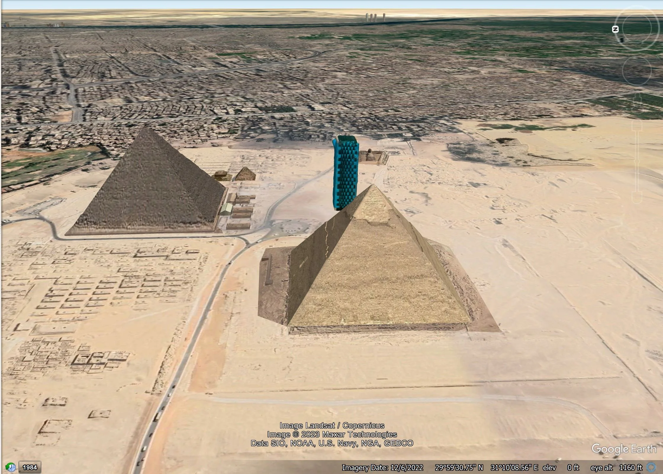 Kate_Corroon_Skakel_Pyramids.JPG