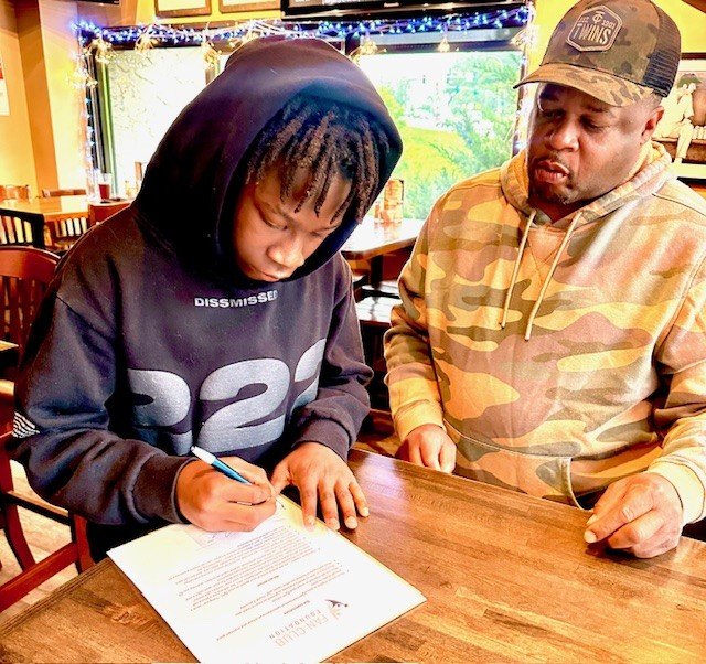 Jahbarri signing.jpg