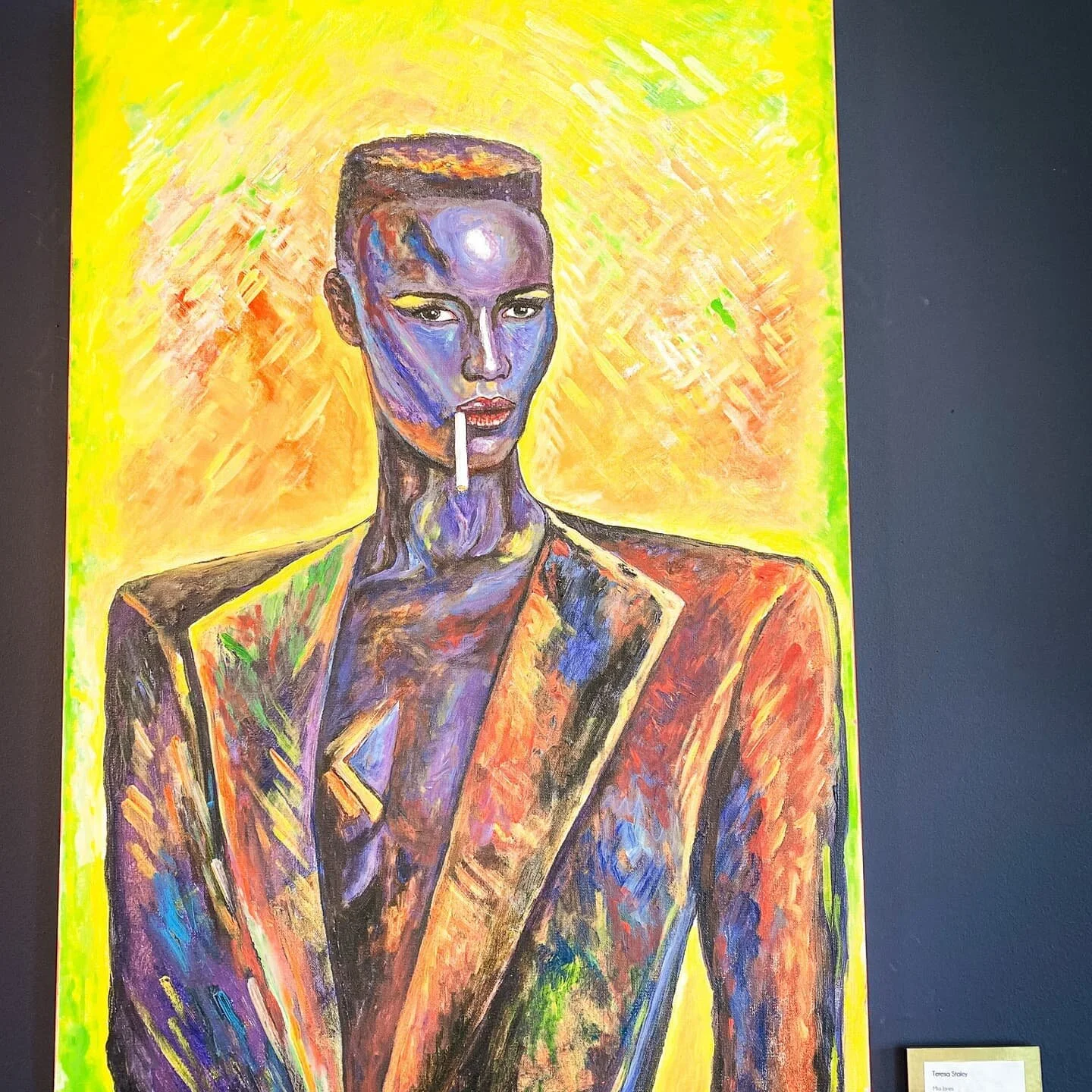 &iexcl;Nos encanta el trabajo de las artistas en @thewowmuseum @thewowgallery 

Muchas gracias a todas las personas que nos apoya y hacen todo esto posible 💜💜💜
.
@beviamoartisanwines @andreagomeznews @central_market @steeldoorrealty