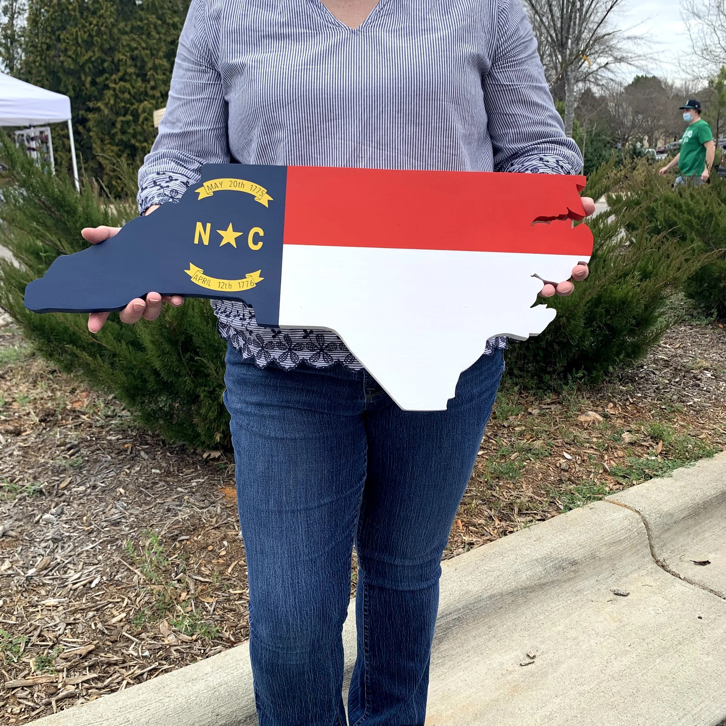 Hand painted NC flag. Pine