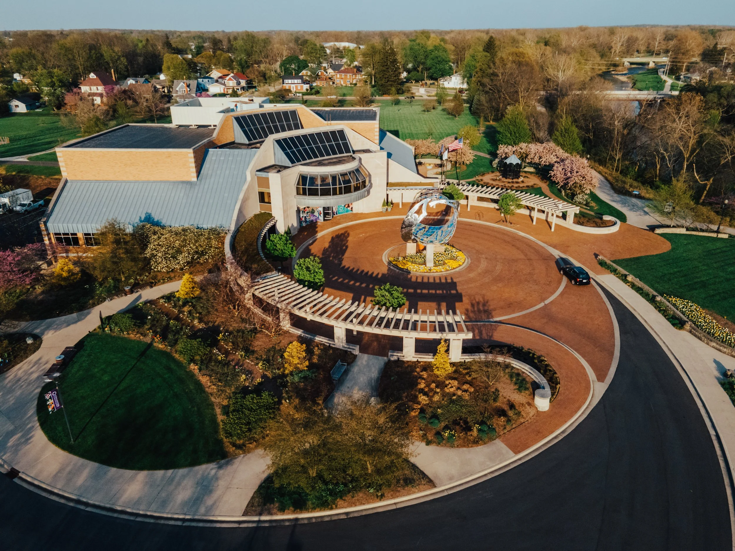 dual leadership — Minnetrista