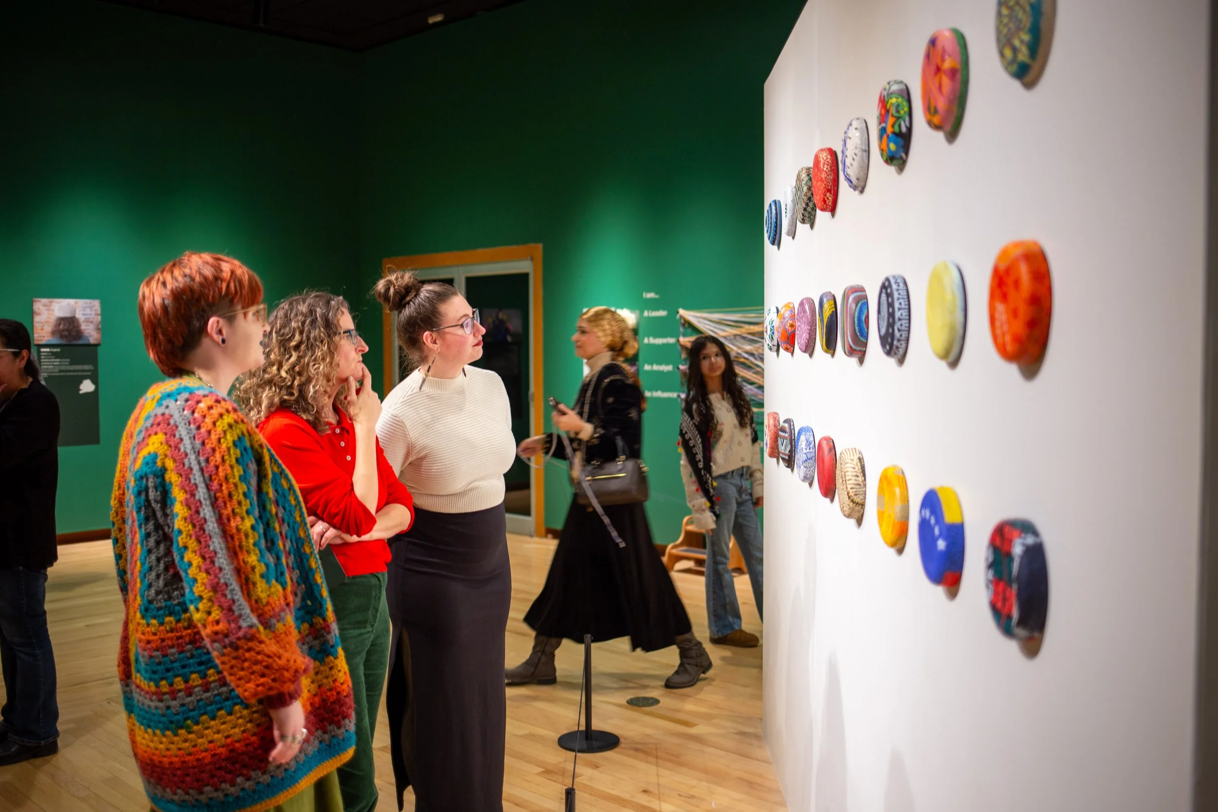 Jessica Calderwood on Threads of Home