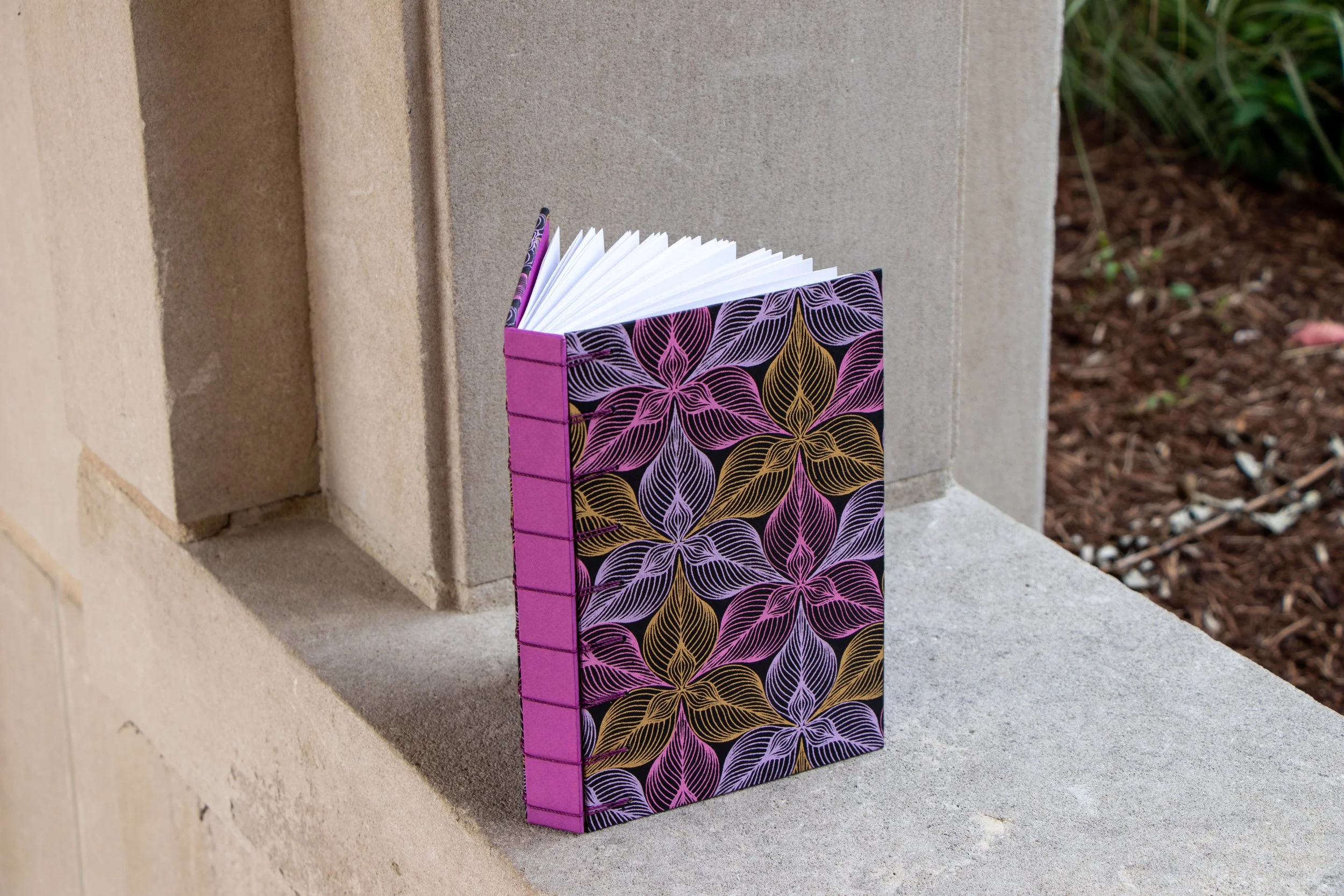 Bookbinding Workshop: Secret Belgian Binding&nbsp;