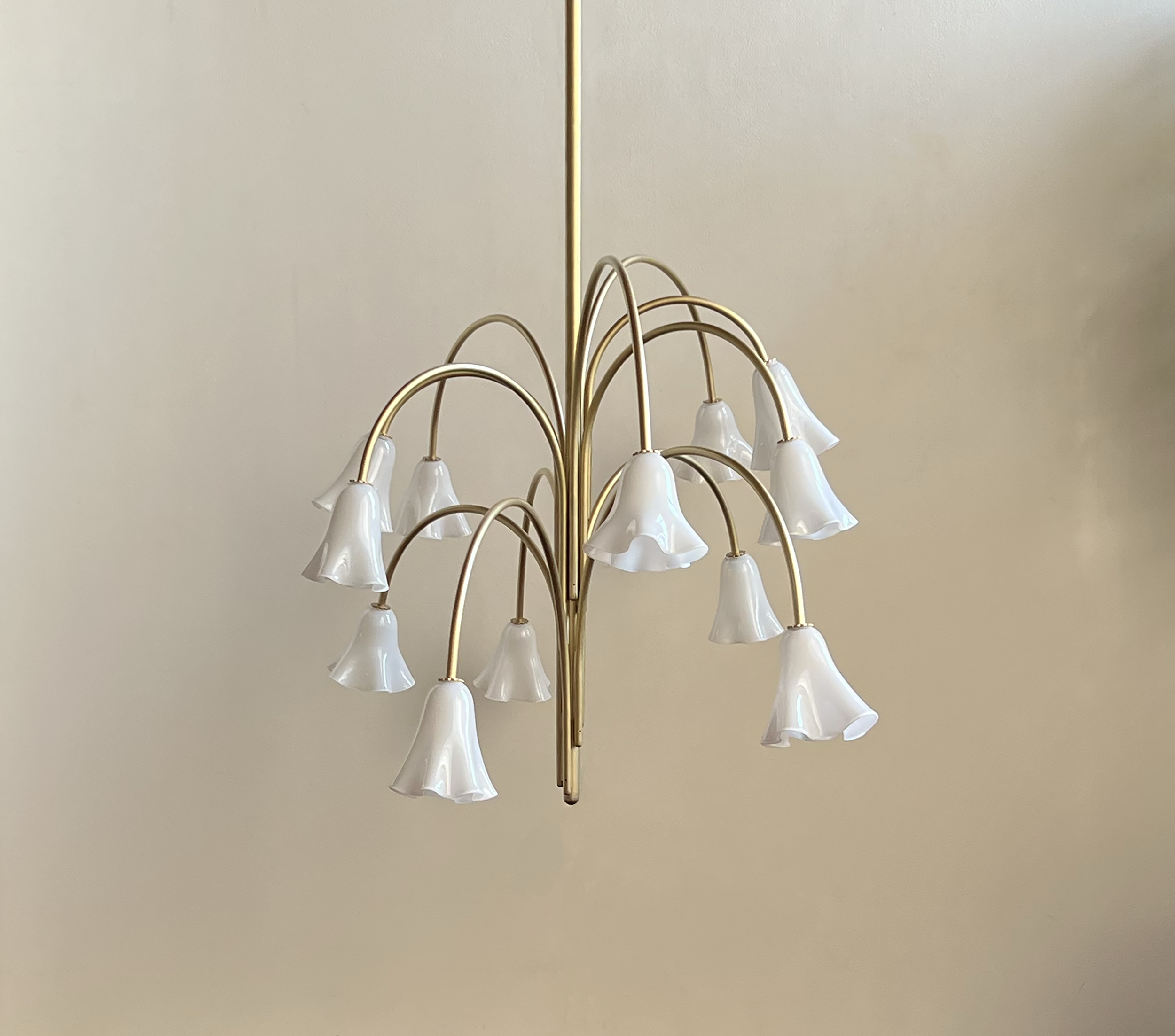 Flora Chandelier, 12 Arm, Front copy.png