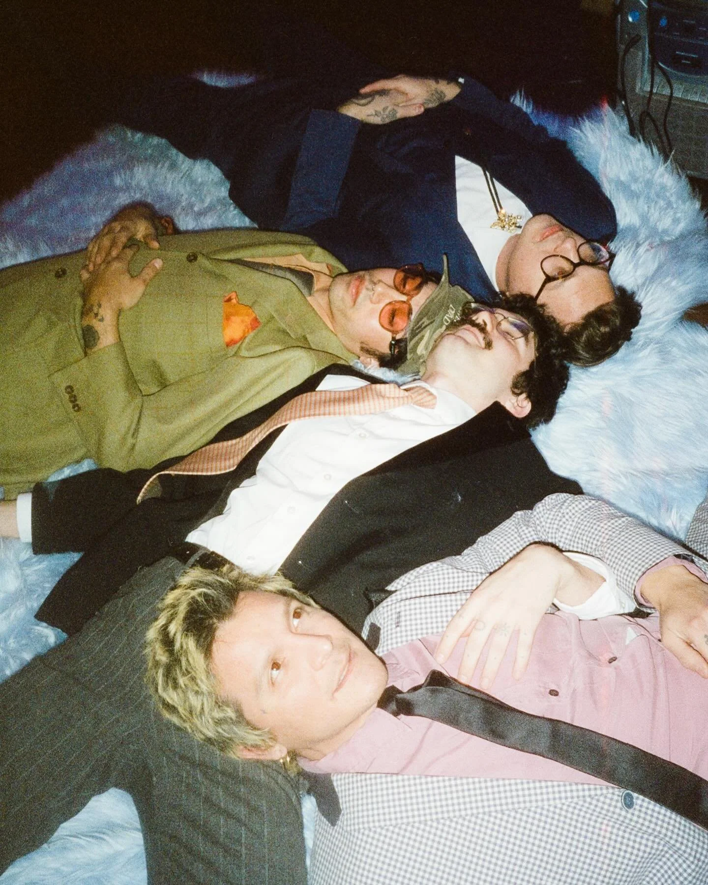 Buckets returns to the promised land/ our second home of Seattle on April 1st to support the mighty @la_witch and @daiistarr at @neumos_ ⚔️🏰 tickets on sale Friday. More dates incoming 🔜🔜🔜

📸: @_taylurtakesphotos