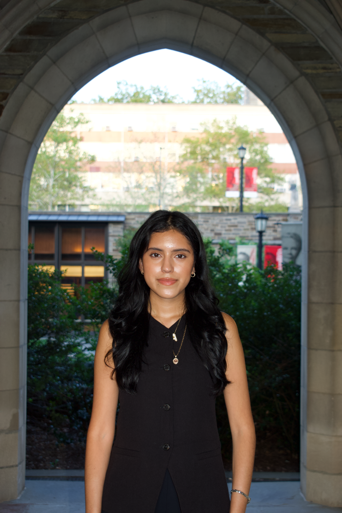 https://www.linkedin.com/in/anajaguilar