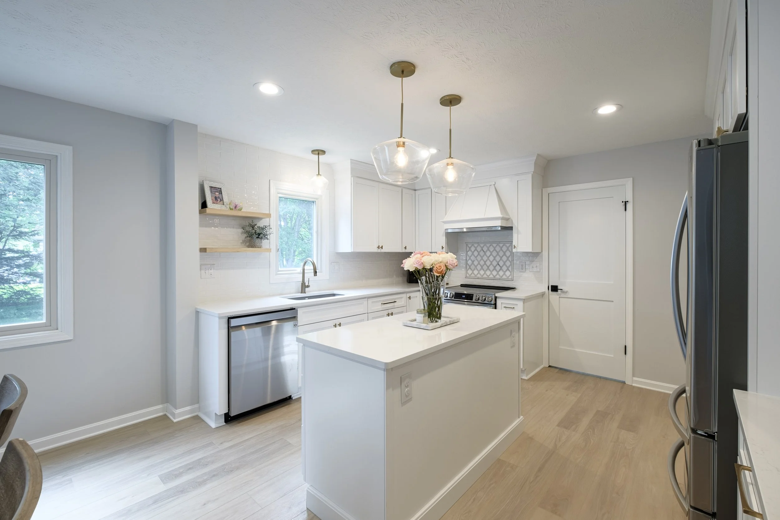 Modern Kitchen Remodel by Legacy Remodeling Team — Project 3 project photo 3