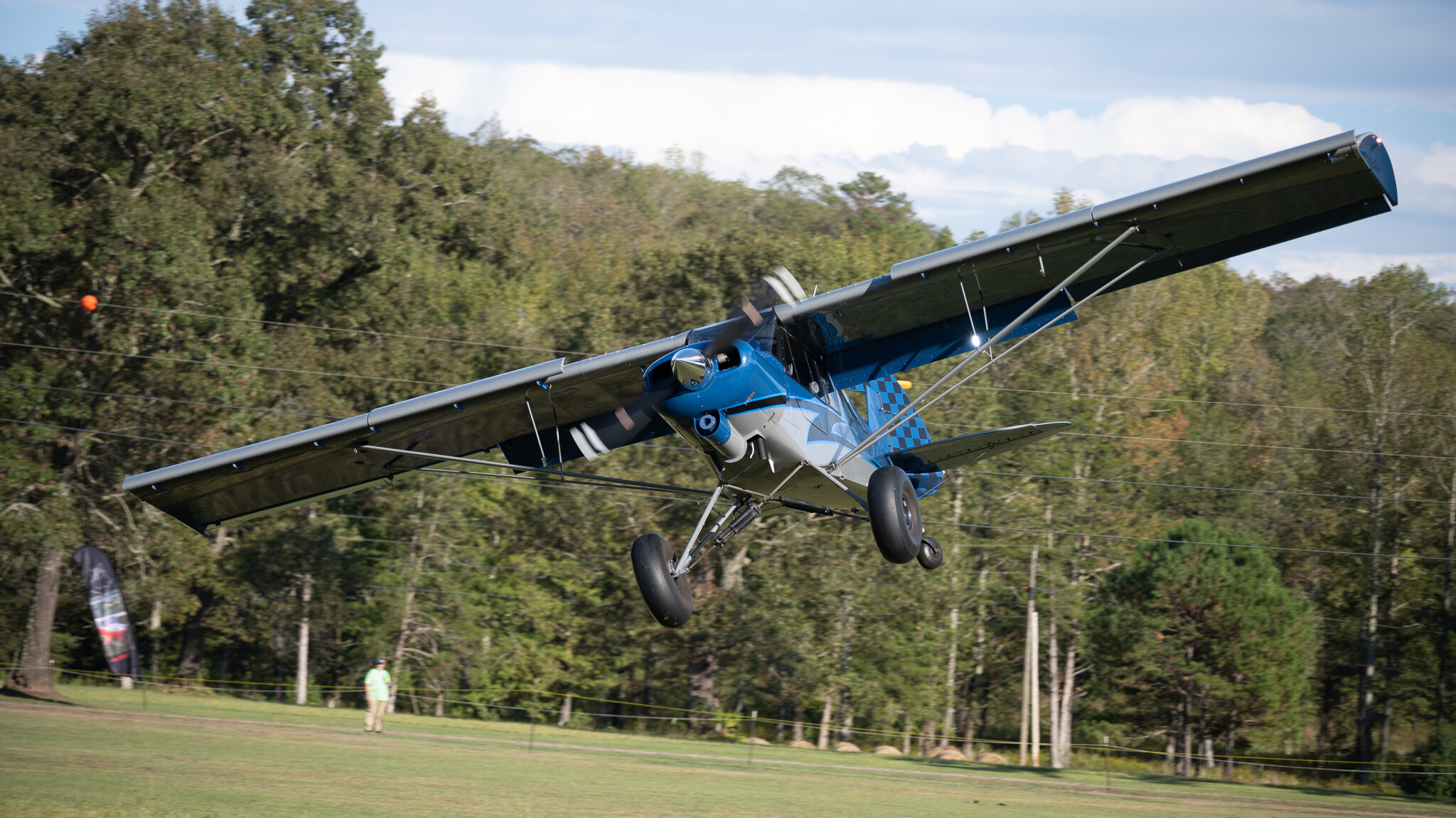 Check out Brian Steck running the Arkanstol course in his Legend MOAC. Super proud to have had Legend on since the beginning as one of our amazing sponsors. Visit them at www.legend.aero for more information. 

They offer kits, experimental assist bu