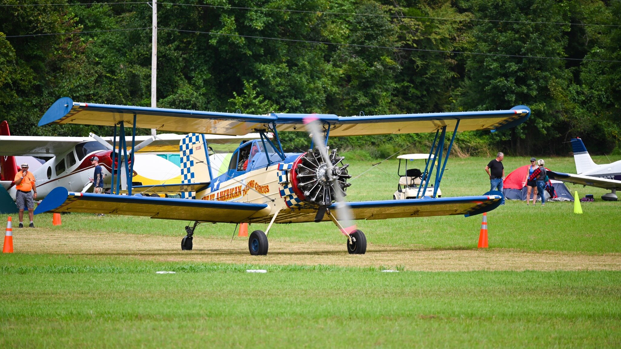 One of the fun planes that fly for Arkanstol. Come see who shows up for the 3 runway timed STOL event this year. September 27 - October 1st at Byrd's Adventure Center (51AR). 

 #aviationdaily #aviation4u #aviation #pilots #taildragger #airplanelover