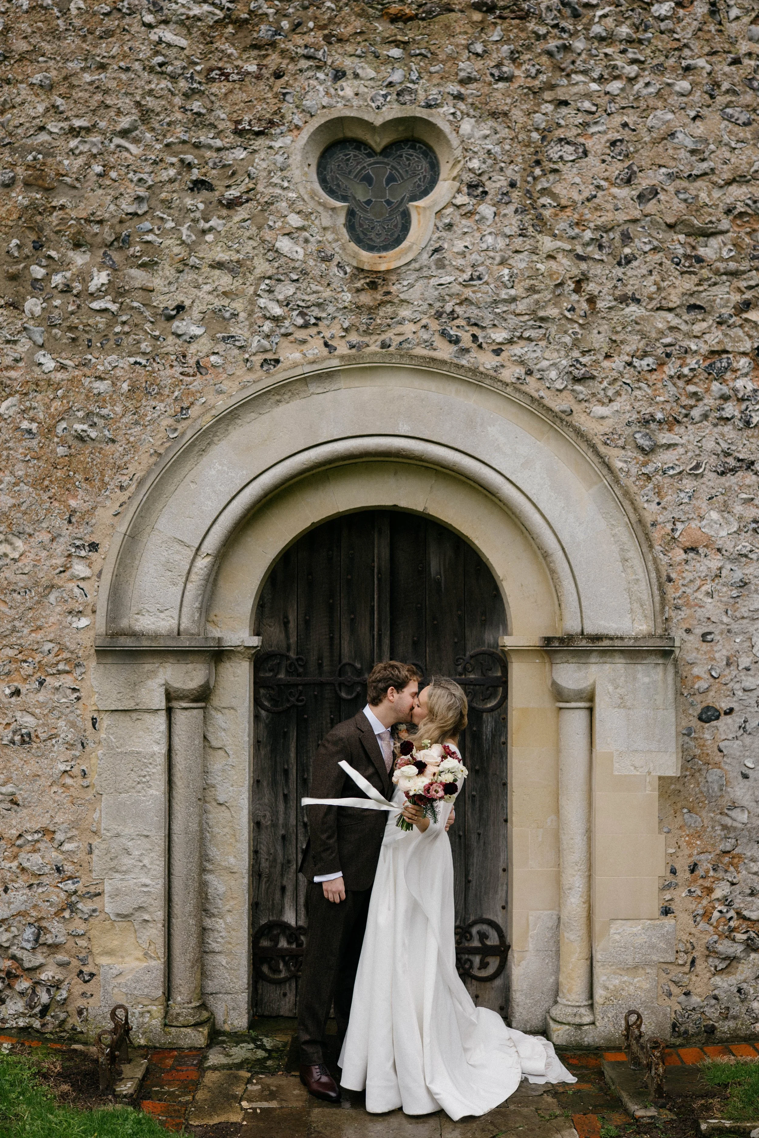 Georgina&Callum_Confetti-26.jpg