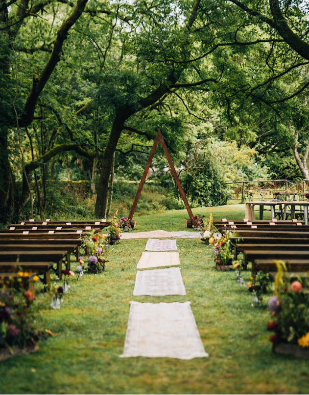 rachel joyce wedding photographer at ponden mill.png