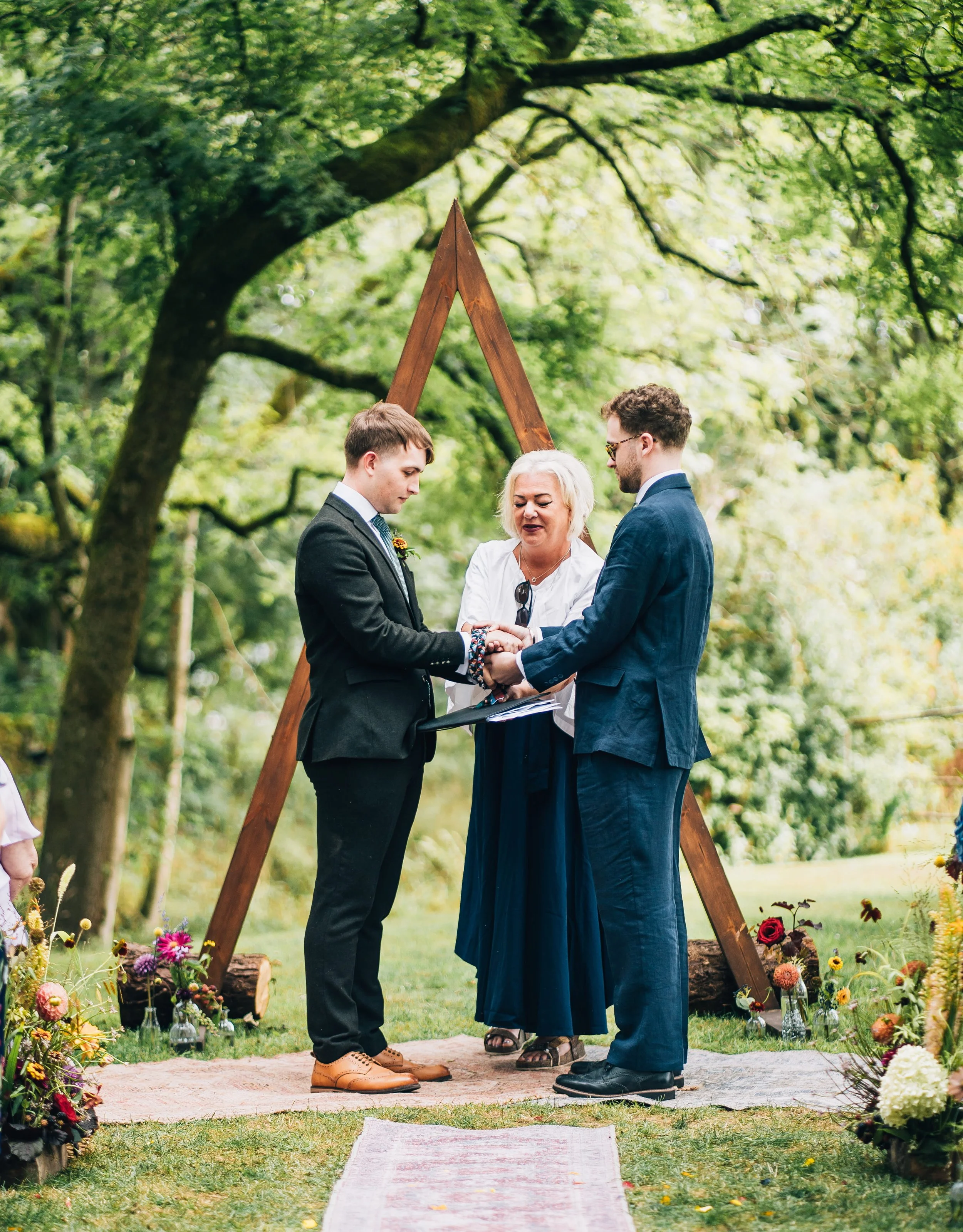 rachel joyce wedding photographer at ponden mill.png
