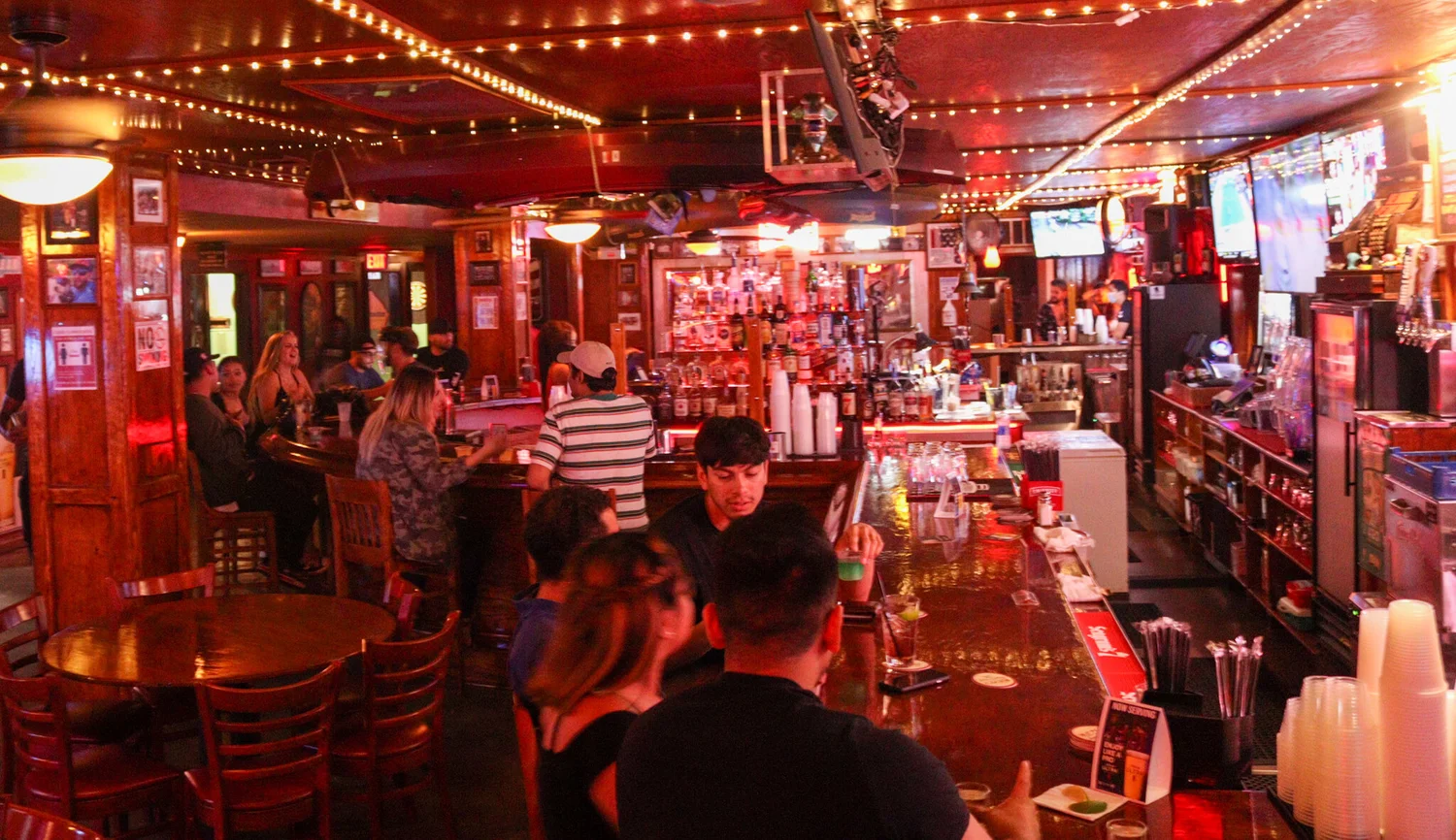 Bar photo 1