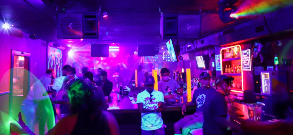 Bar photo 2