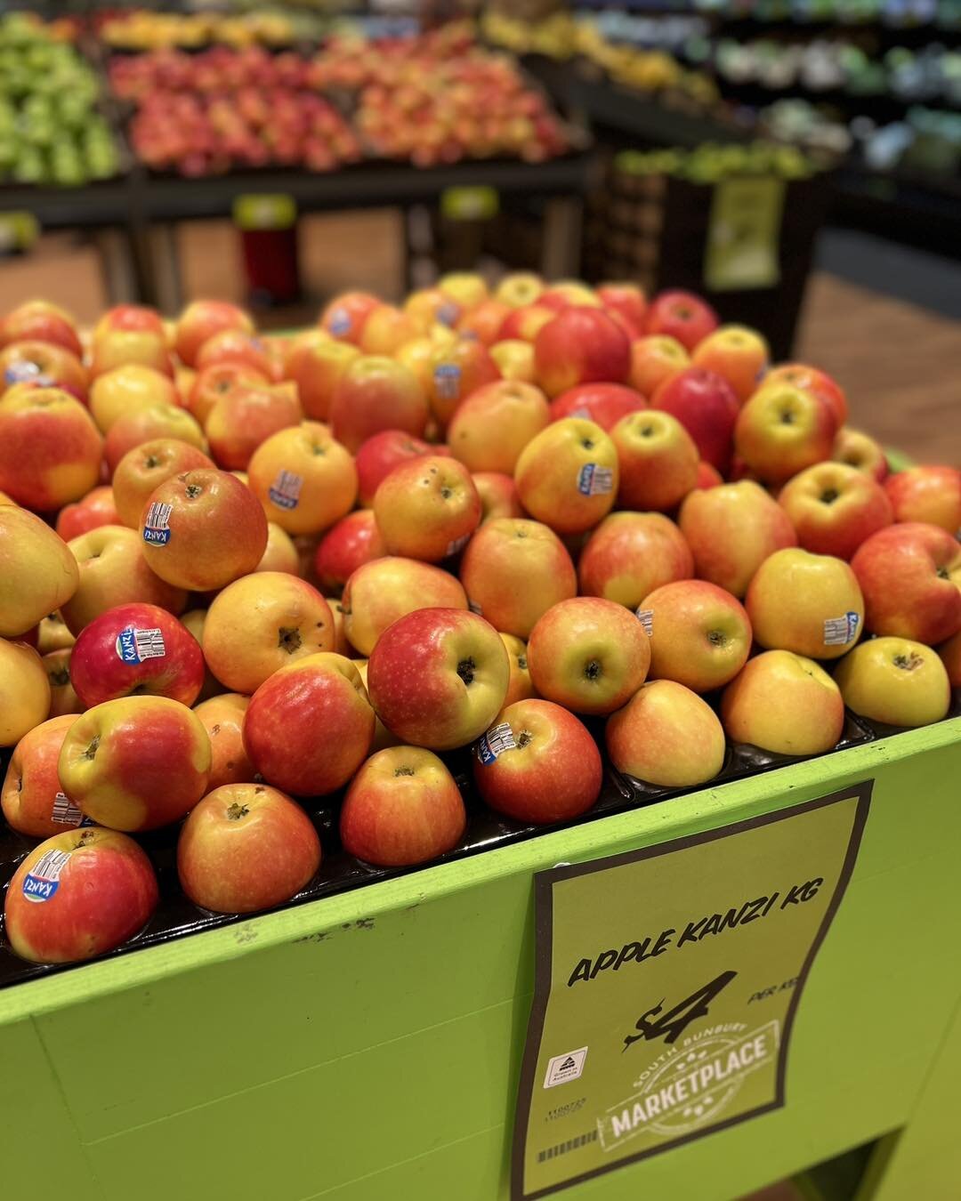 Australian grown Kanzi Apples currently $4 per/ kg 

#southbunburymarketplace #sbmarketplace #yourlocalmarketplace #supportlocal #freshandlocal