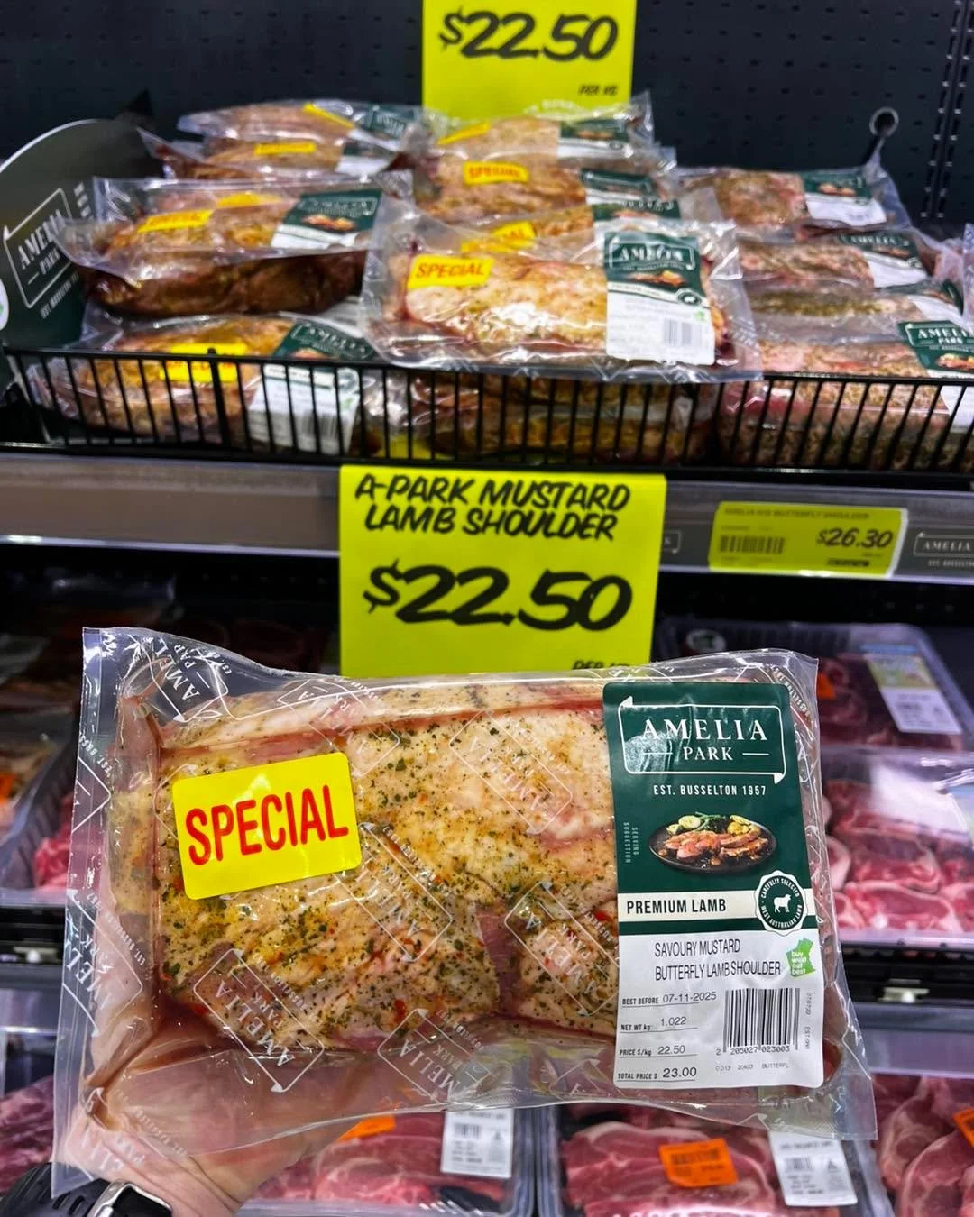 Grab Amelia Park&rsquo;s  Savoury Mustard Lamb Shoulder for your next Taco night! 

#southbunburymarketplace #sbmarketplace #yourlocalmarketplace #buywesteatbest #supportlocal #freshandlocal #fresh #themarketplacesouthbunbury