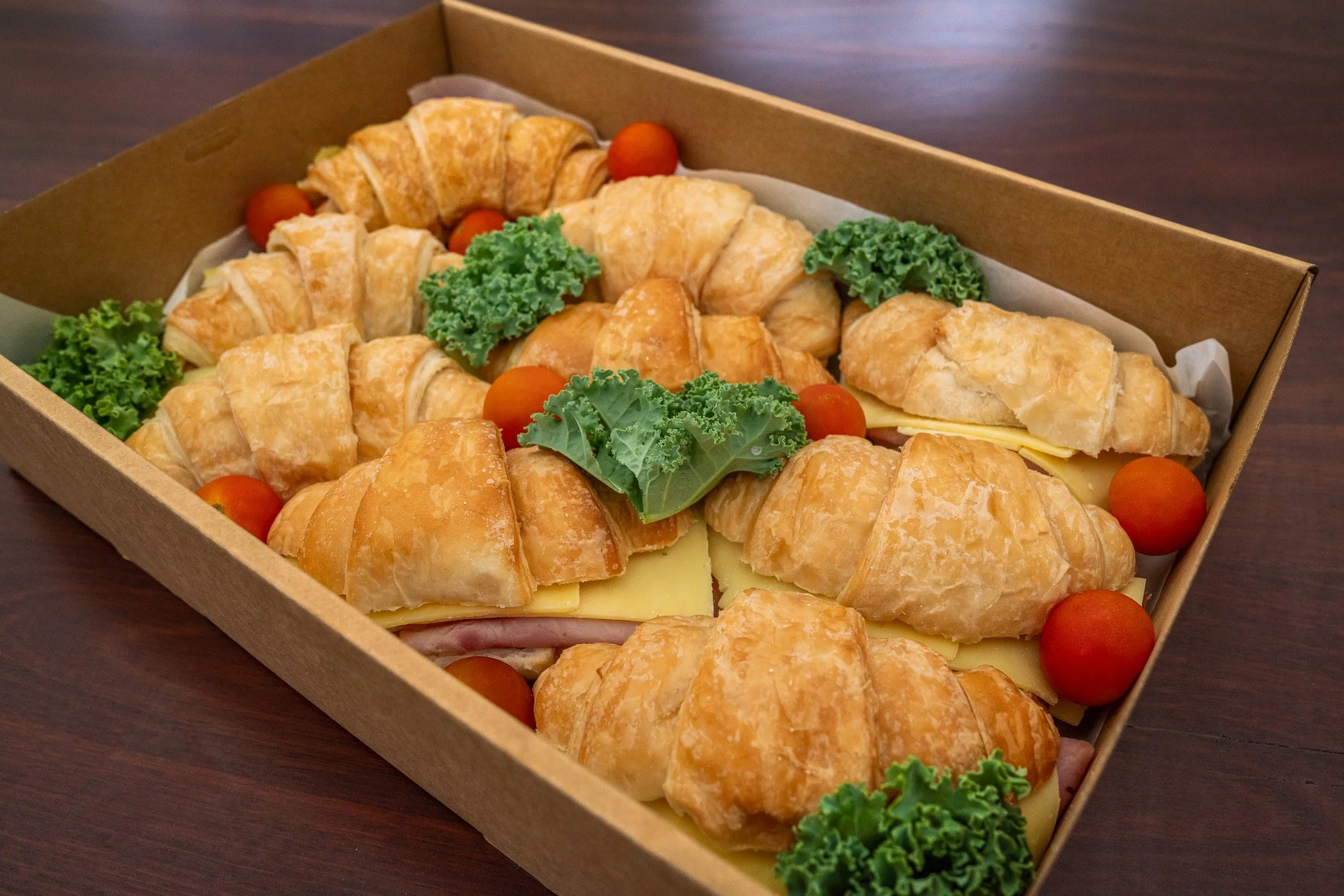 Looking for the perfect catering option?
Our Ham &amp; Cheese Croissant Platters are a crowd favourite &mdash; fresh, flaky, and delicious every time.
Order online now at www.southbunburymarketplace.com.au

 #southbunburymarketplace #sbmarketplace #y