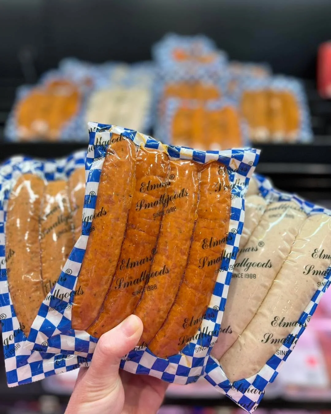 Smoky, cheesy, and seriously satisfying

Elmar&rsquo;s Smallgoods cheese kransky is packed with flavour &mdash; smoked the traditional German way and filled with pockets of melty cheese in every bite.

Perfect on the grill, in a roll, or straight fro