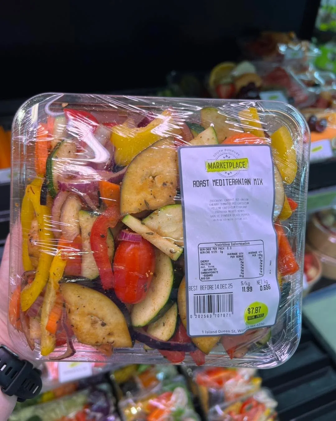 Roast Mediterranean mix filled with zucchini, carrot, red onion, cherry tomatoes, capsicum &amp; eggplant. 

Perfect side dish for these hot summer nights! 

#southbunburymarketplace #sbmarketplace #yourlocalmarketplace #buywesteatbest #supportlocal 