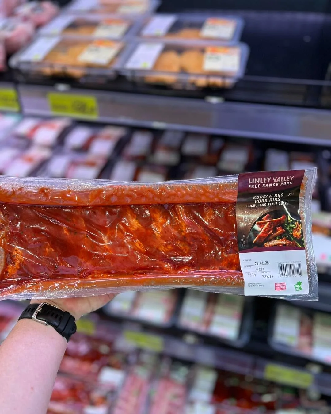 Korean BBQ Pork Ribs with Gochujang style glaze. 

Sweet, smoky, and irresistibly tender, Linley Valley Free Range Korean BBQ Ribs with Gochujan Style Glaze brings bold flavour to your table with none of the fuss. Raised with care on free range farms