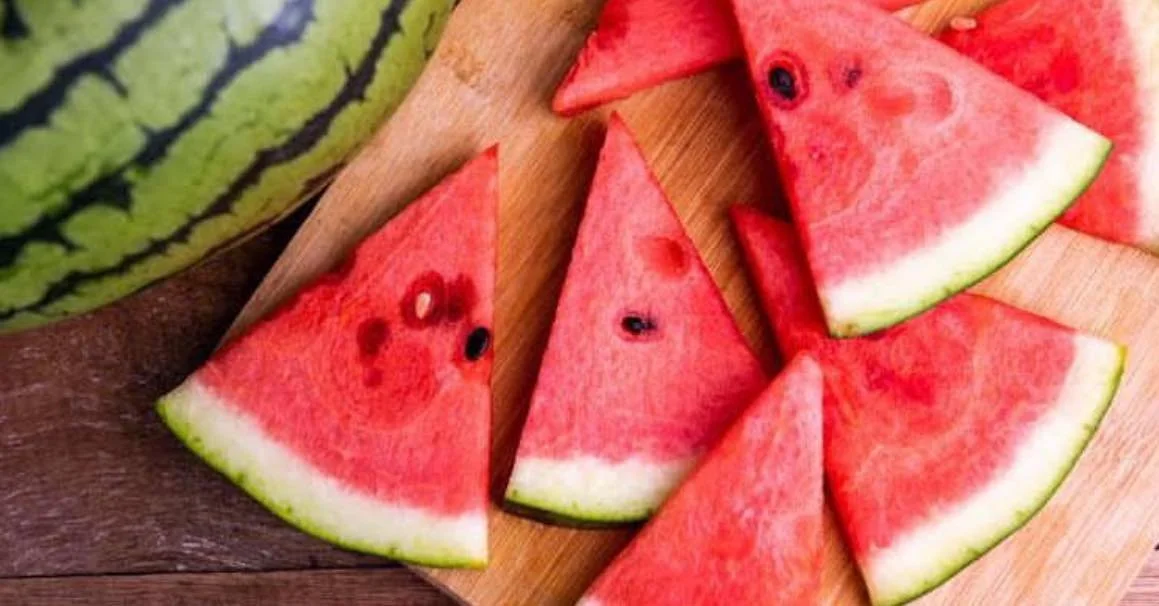 🍉 WEEKEND SUPER SAVER! 🍉

Watermelon just $1/kg 

This Saturday &amp; Sunday only - Fresh, juicy, and perfect for summer ☀️

#southbunburymarketplace #sbmarketplace #yourlocalmarketplace #buywesteatbest #weekendsupersaver #supportlocal #freshandloc